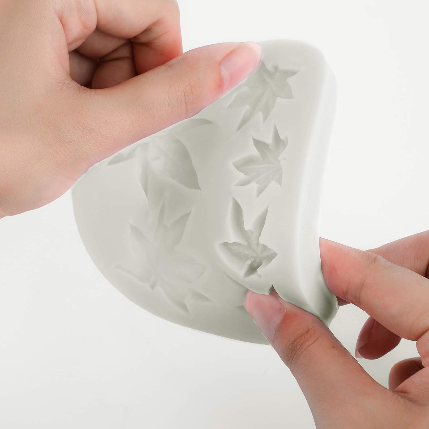 2 Pieces Weed Leaf Cake Fondant Mold Pot Leaves Silicone Mold for Weed Leaf Theme Cake Decoration, Chocolate Candy Polymer Clay Cookie Sugar Craft (Gray) - Image 3