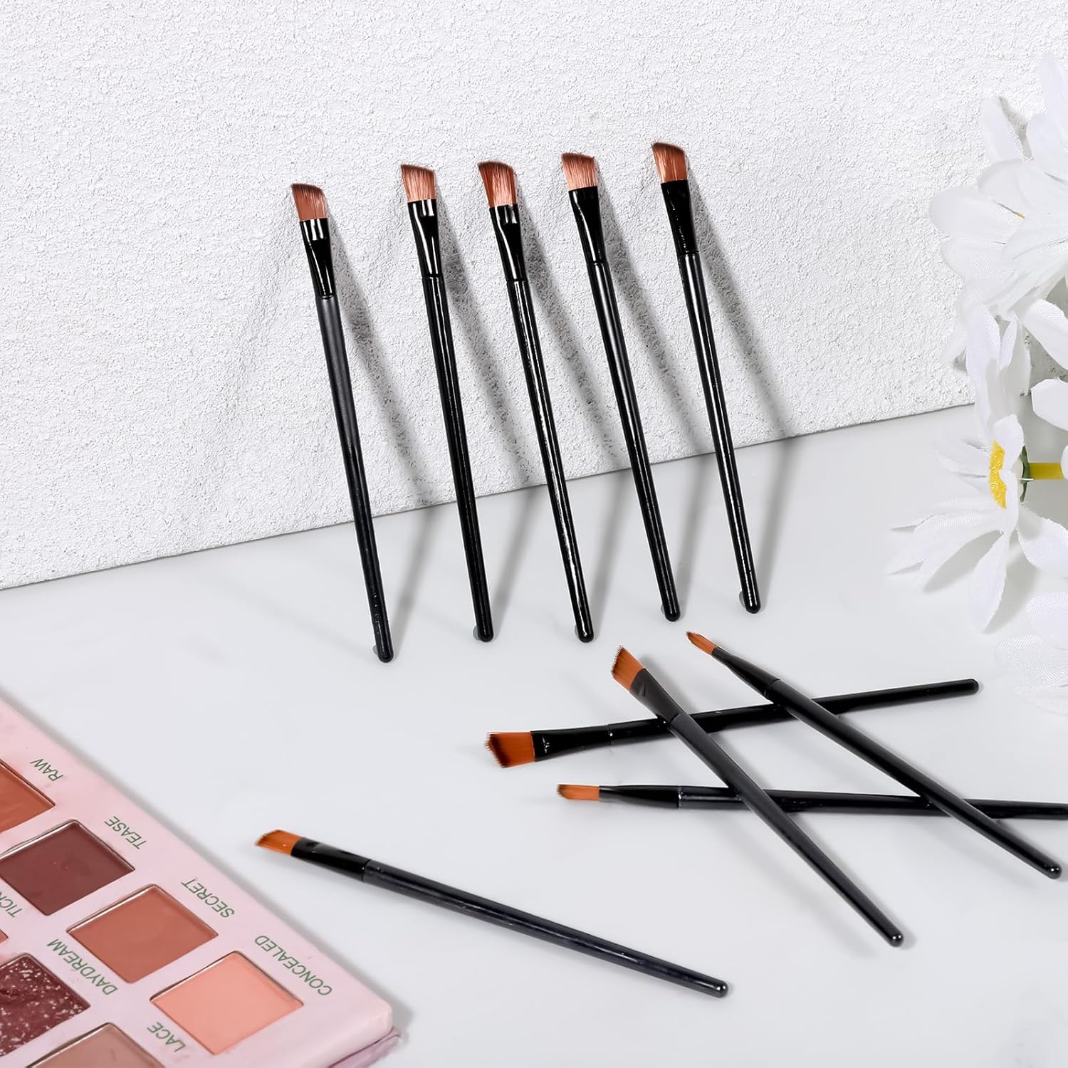 100 PCS Eyebrow Tint Brush, Eyeliner Brush Set Black Eyeliner Brushes Fine Angled Ultra Thin Angled Eyeliners Brushes - Image 8