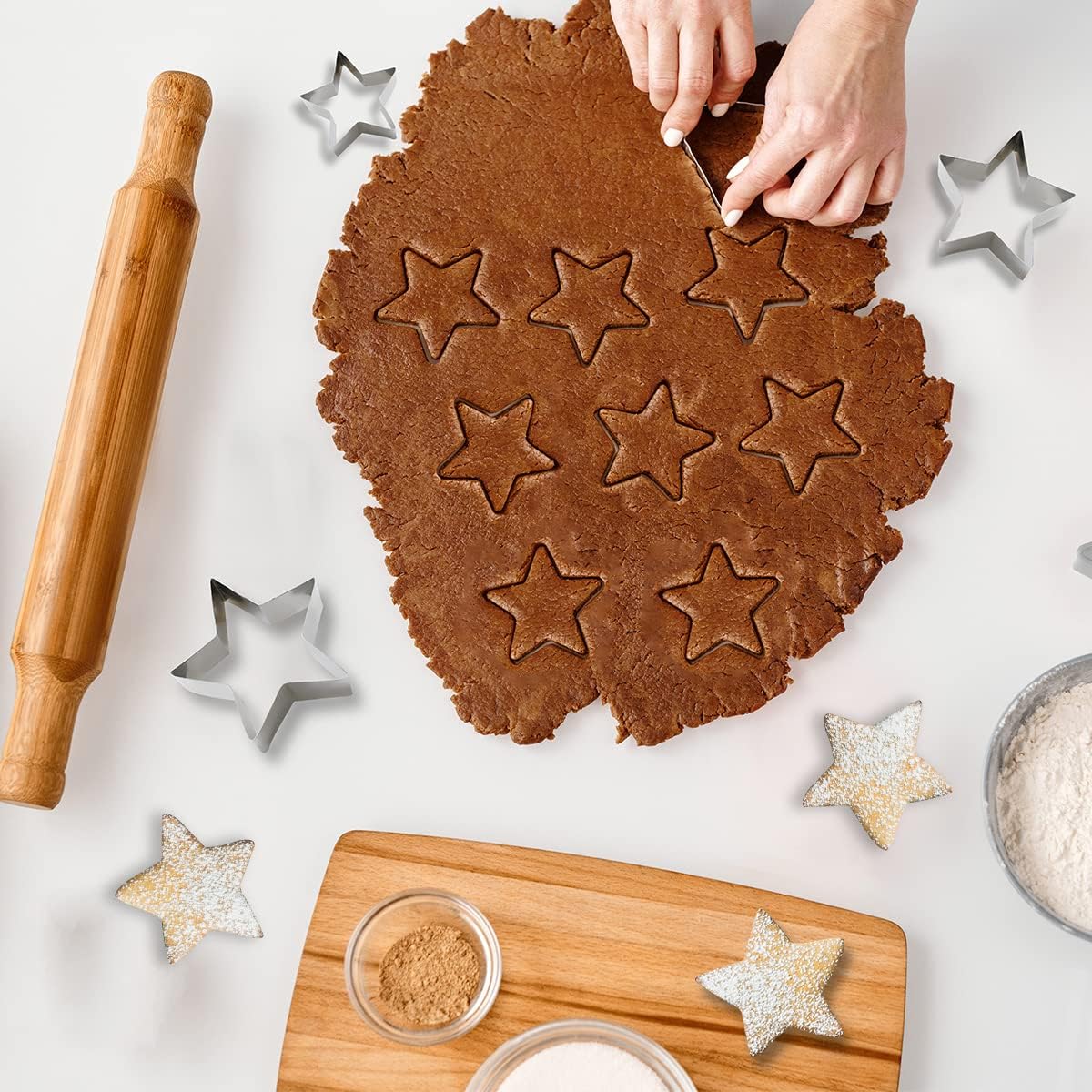 6 Pieces Star Cookie Cutters Set - Stainless Steel Five-Pointed Shaped Cutter, Biscuit Molds, Fondant Cake Cheese Pastry Mold Bakeware Tools Christmas Gifts (Assorted Sizes) - Image 4