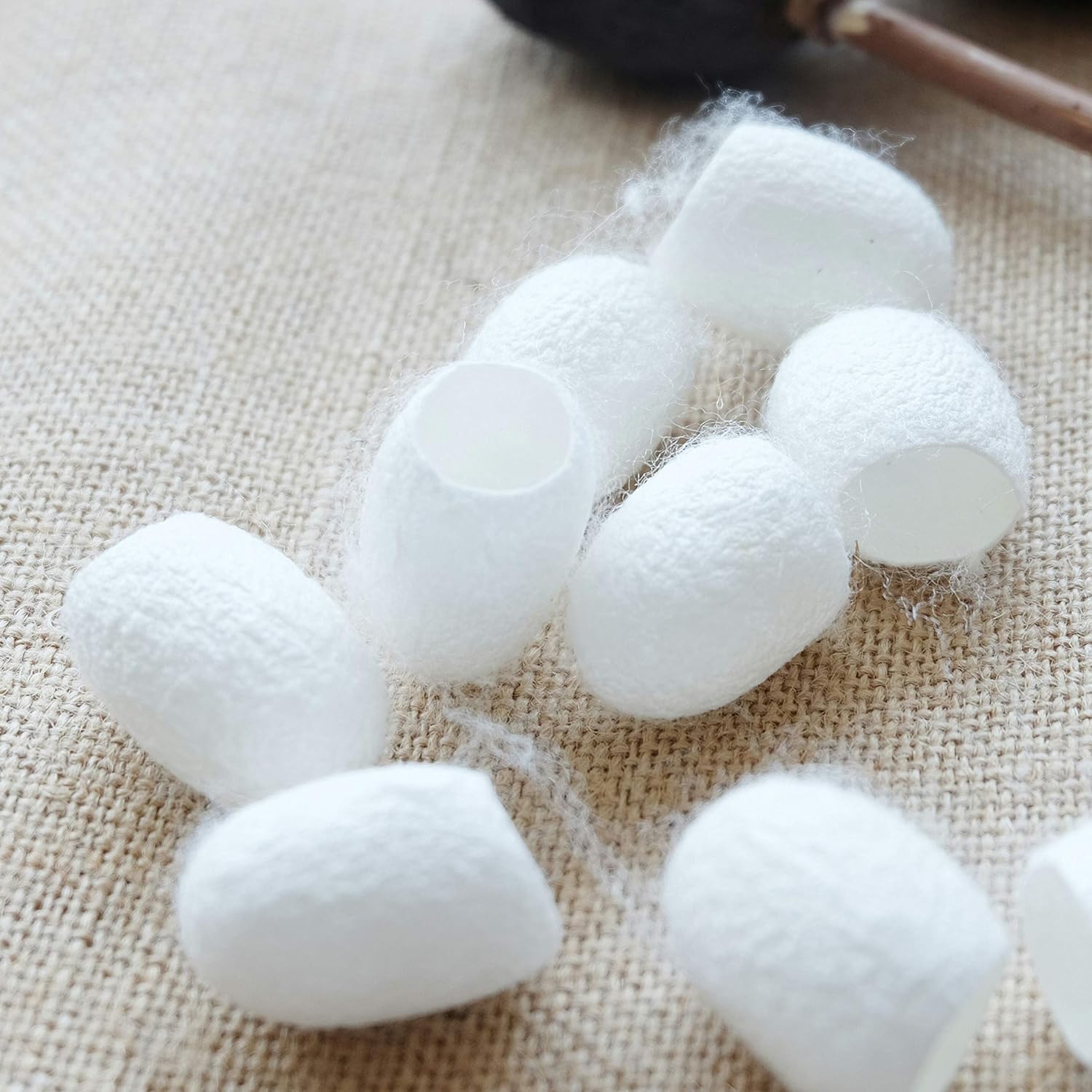 Petluno 100pcs Fresh Natural Silk Ball Cocoons Facial Cleanser Balls Healthy Skin Care Scrub Face Massage - Image 6