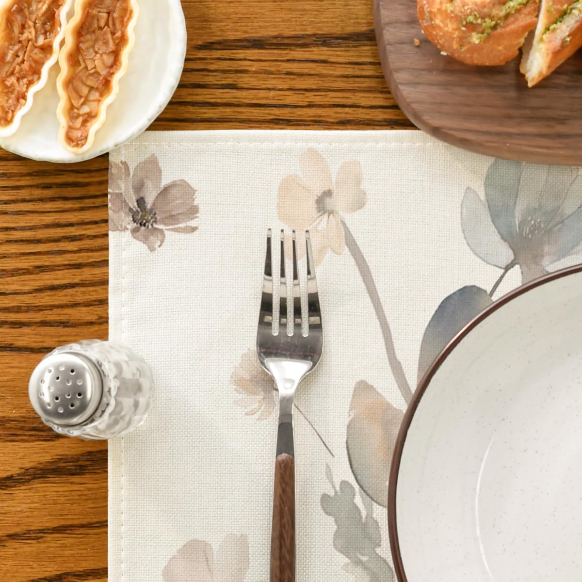 Brown Poppy Floral Leaves Fall Placemats Set of 4, 12x18 Inch Seasonal Spring Table Mats for Party Kitchen Dining Decoration - Image 7