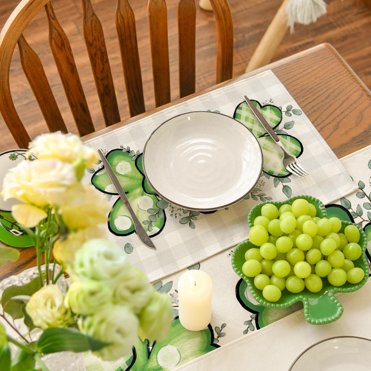 Bufflao Plaid Shamrock St. Patrick's Day Placemats Set of 4, 12x18 Inch Seasonal Spring Table Mats for Party Kitchen Dining Decoration - Image 5