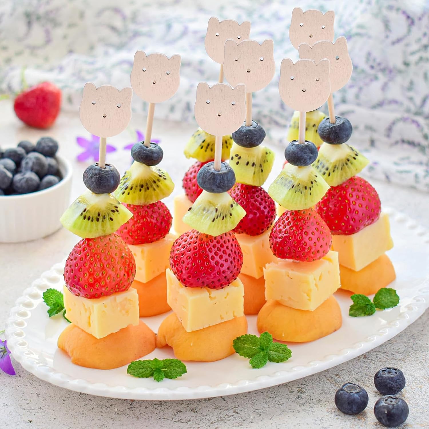 100 Pcs Fancy Toothpicks for Appetizers, 4.7 Inch Bear Face Cocktail Picks for Party Decoration, Bamboo Appetizer Skewers for Charcuterie Sandwich Burgers Fruit Drinks Party - Image 4