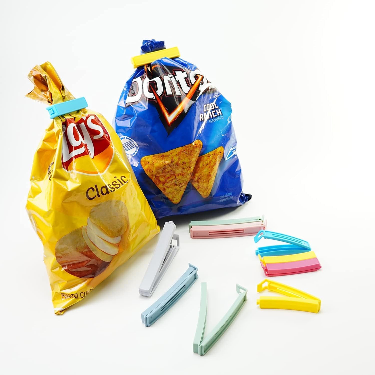32 PCS Plastic Chip Clips for Food Packages, Curved Design Sealing Bag Clips for Food, Kitchen and Home, 2 Sizes(4.3inch x 20, 3.1inch x 12) - Image 5