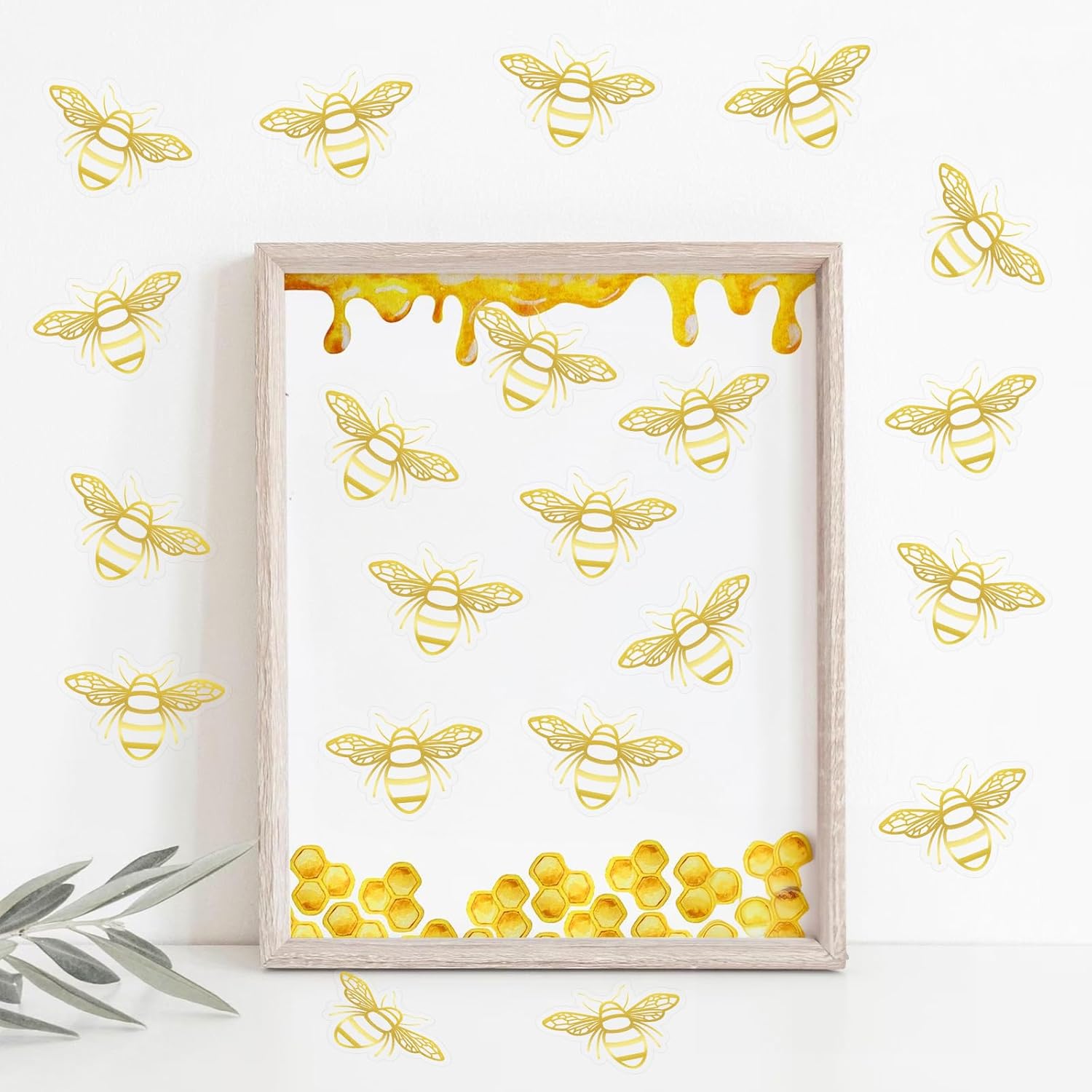 480Pcs Bee Stickers - Gold Foil Envelope Seal Label Sticker Queen Bee Decals Stickers Self Adhesive Clear Bee Spring Summer Stickers for Gift Card Craft Baby Shower Birthday Party Favors - Image 7