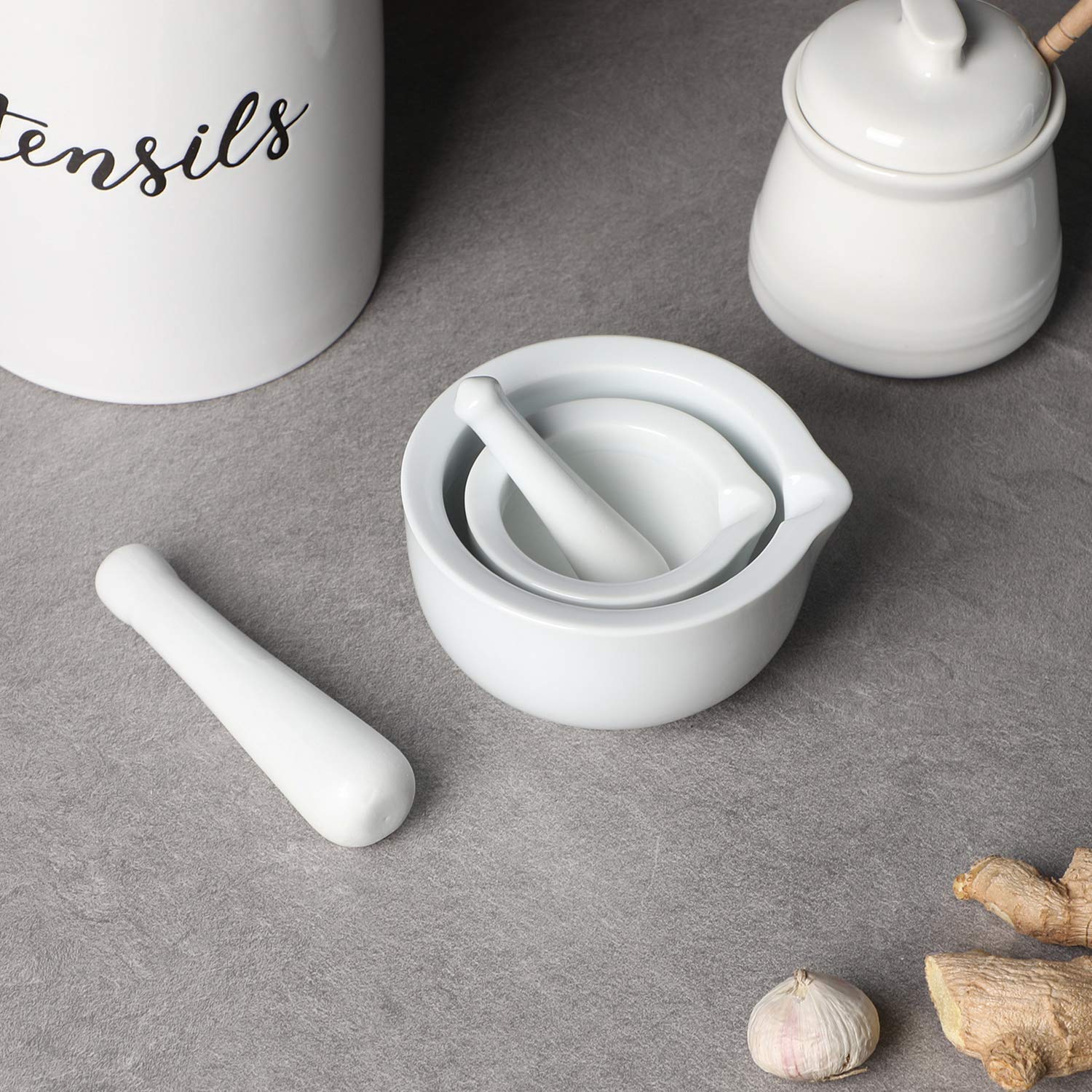 Porcelain Small Mortar and Pestle, Ceramic Herb Grinder Pill Crusher Set, 3.3 inch White - Image 5
