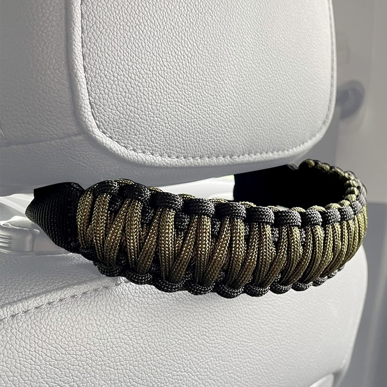 Headrest Grab Handles Universal Grip Handles,Passenger Support Handles for Jeep Wrangler,Ford Bronco,Toyota,Tacoma,Trucks,SUV,Cars,2Pack (Black&Olive) - Image 1
