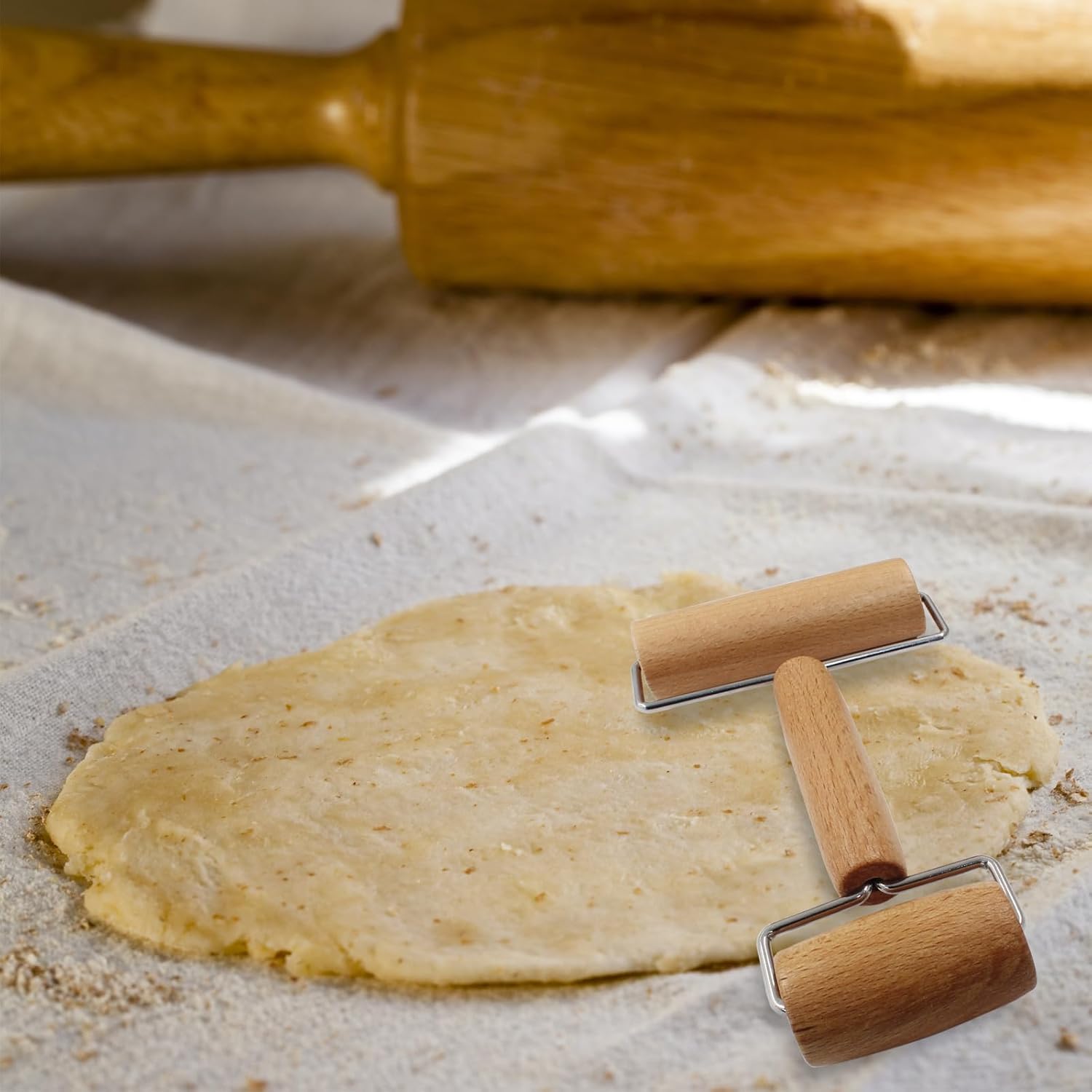 Wooden Rolling Pin, Ergonomic Non-Stick Pizza Baker Dough Pastry Roller for Kitchen Home Cooking Baking (H Square Type) - Image 6