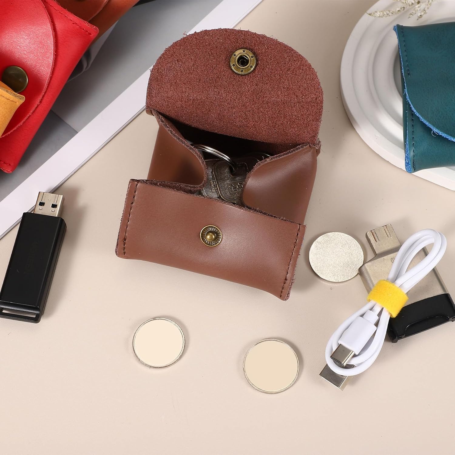 Rustic Leather Coin Purse, Small Leather Pouch Unisex Small Pocket Pouch with Snap Closure Change Holder for Coins Jewelry Earphones Storage, Black - Image 6