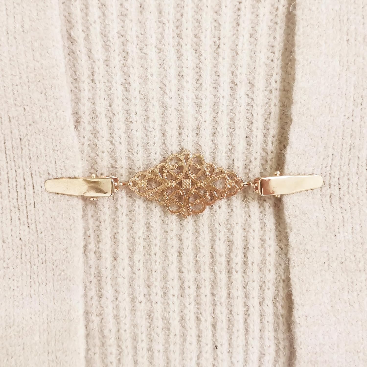 Retro Cardigan Collar Clips & Shirt Clips for Women - Image 5