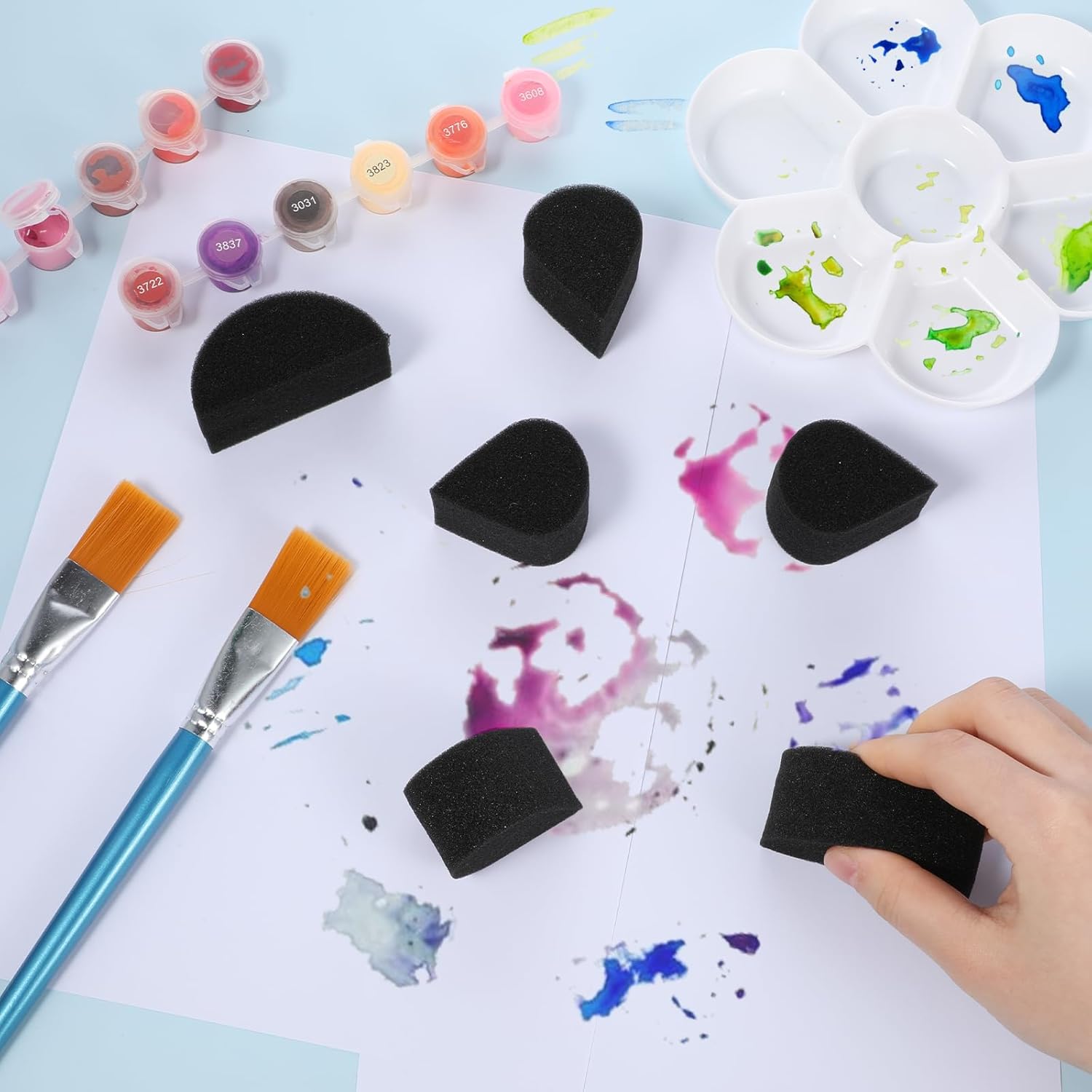 Face Painting Sponges, 24PCS Face Paint Sponges Professional Black High Density Petal Oval and Semicircular Faces Paint Brushes for Adult Art Work,Body Painting Tear Drop Halloween Christmas - Image 7