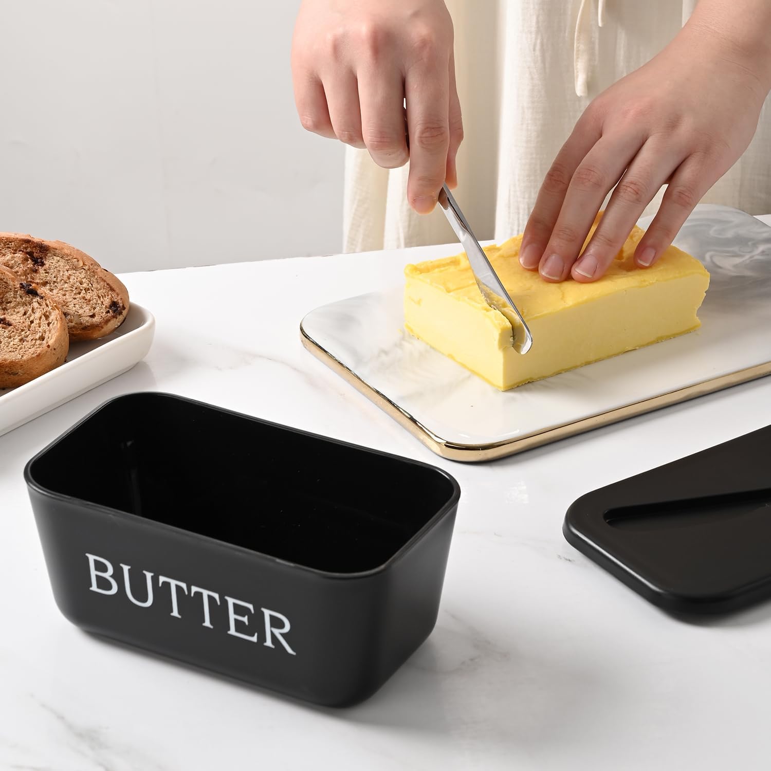 Large Plastic Butter Dish With Lid And Knife,Food Grade PP Butter Holder Keeper With Cover For Kitchen Refrigerator Black Butter Container - Image 6