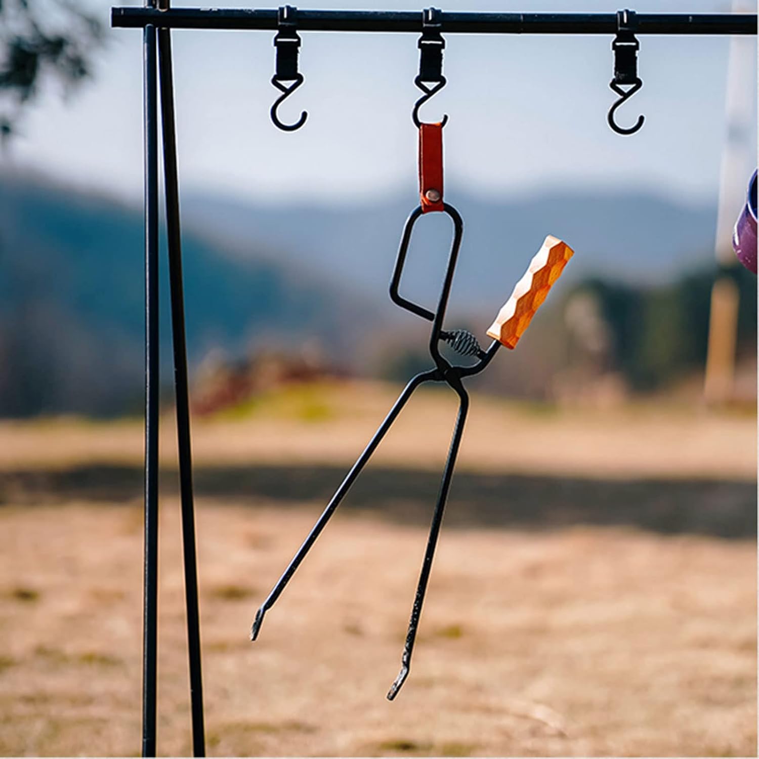 Metal Fireplace Tongs with Wooden Handle 47cm Safe Distance for Firewood Handling - Image 4