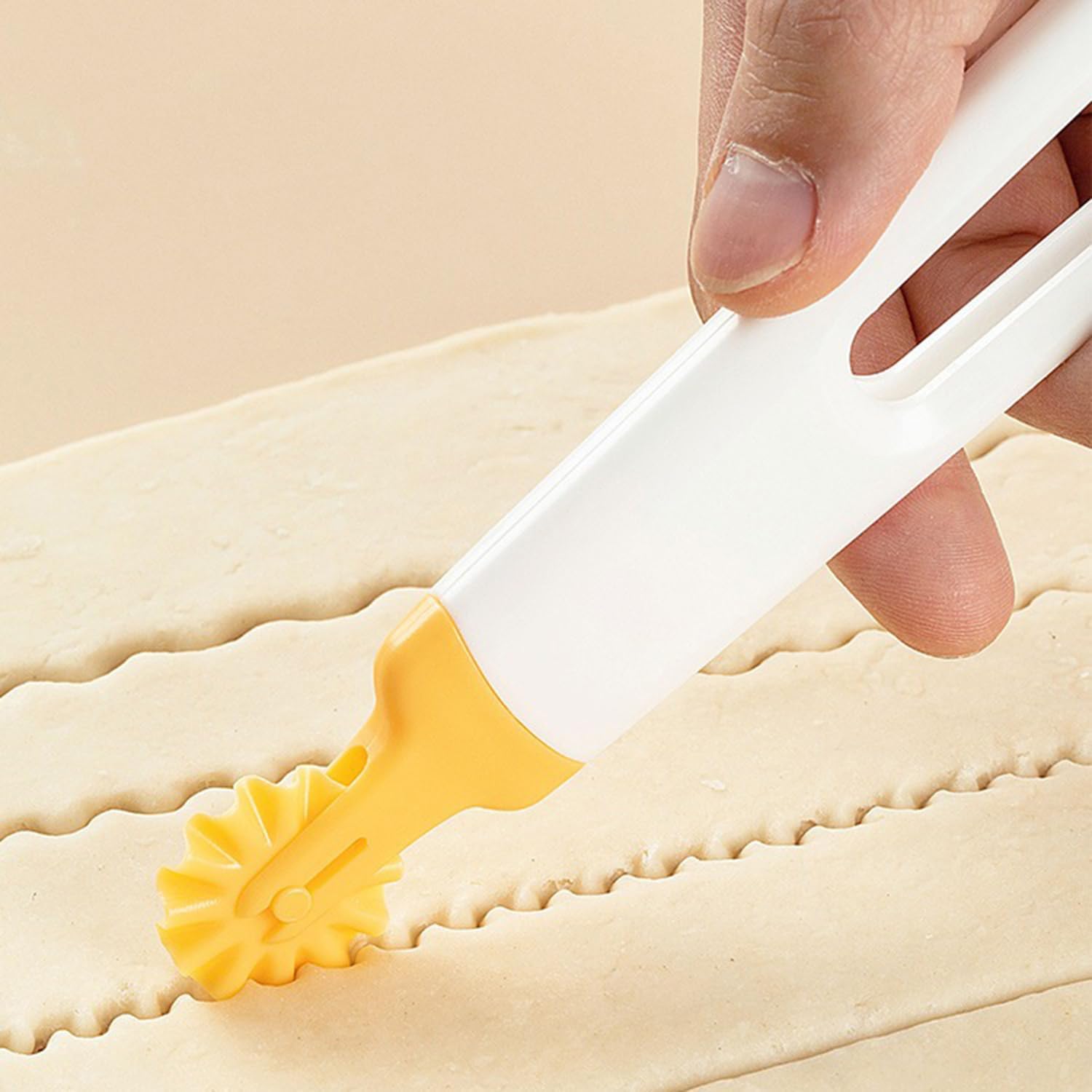 Yellow Raster Pattern Pastry & Tart Cutter - Cake Decorating Tool - Image 5
