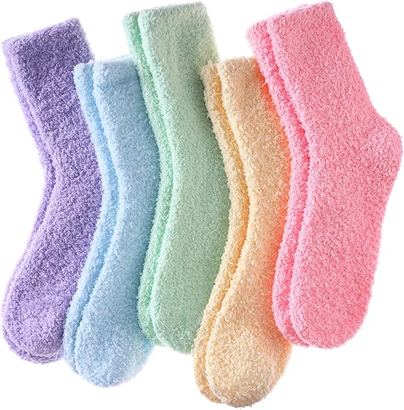 5 Pack Women's Winter Warm Socks Comfortable Soft Home Socks - Image 1