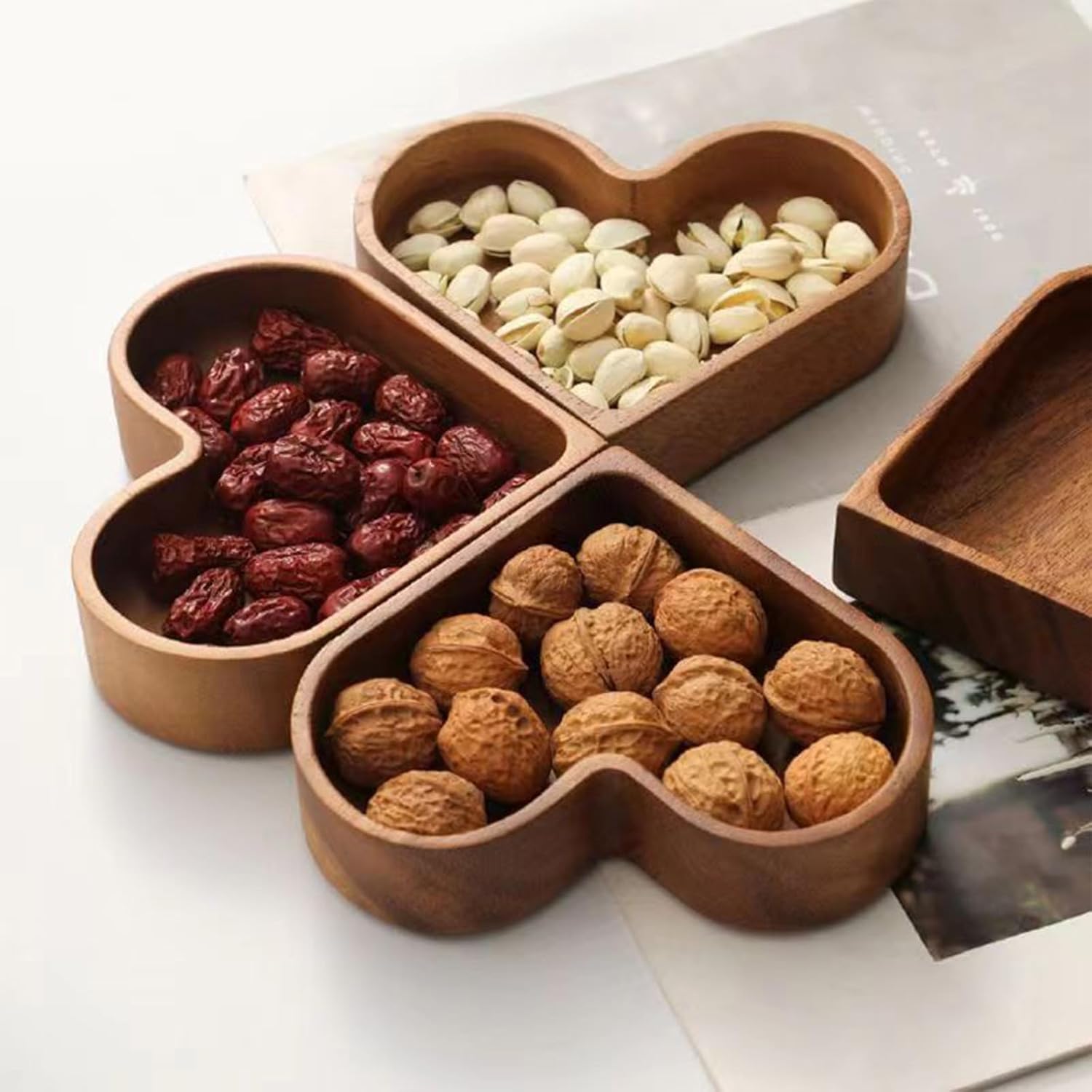 4-Piece Heart-Shaped Wooden Bowl Set Snack Fruit Dried Food Nut Candy Storage Decorative Display Bowls - Image 5