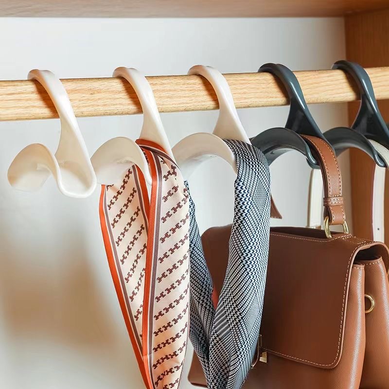 12 Pack Multifunctional White Clothes Hangers for Storage and Organizing - Image 6