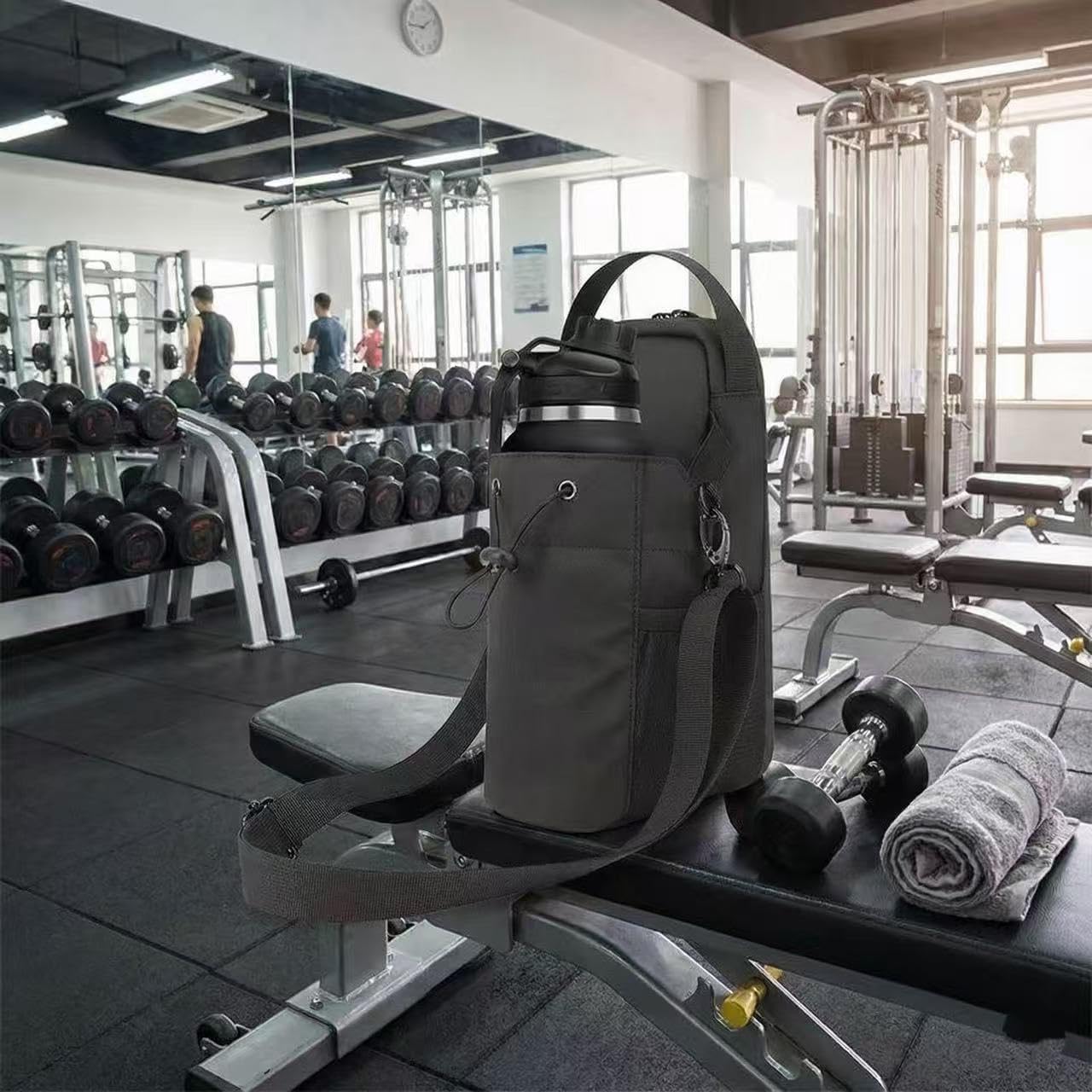 Magnetic Sports Bag - Water-resistant Fitness Tote - Portable Unisex Gym Travel Bag - Black - Image 2