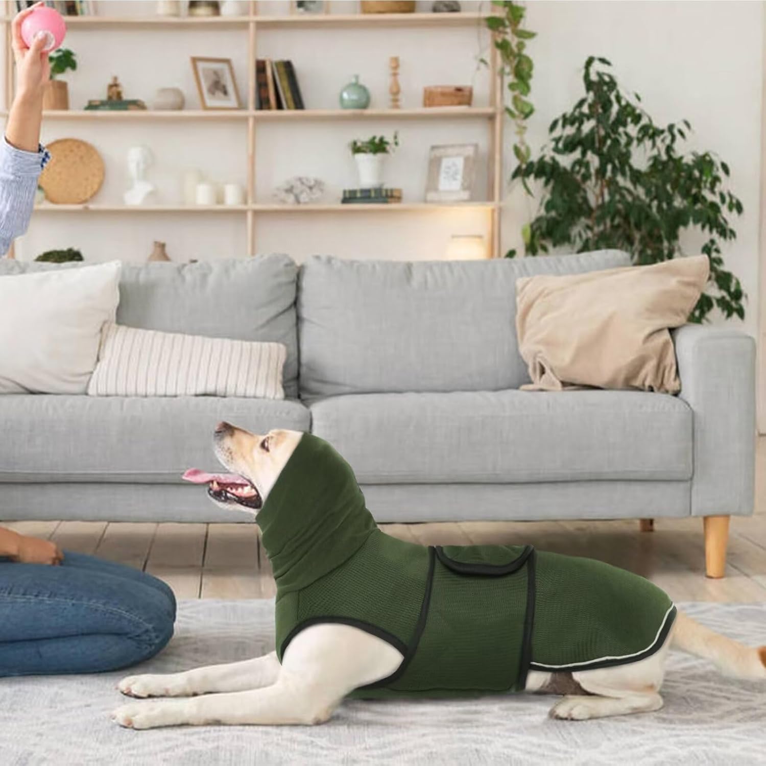 Winter Dog Coat - Soft Adjustable Bodywarmer - Warm - Size M - Military Green - Image 6