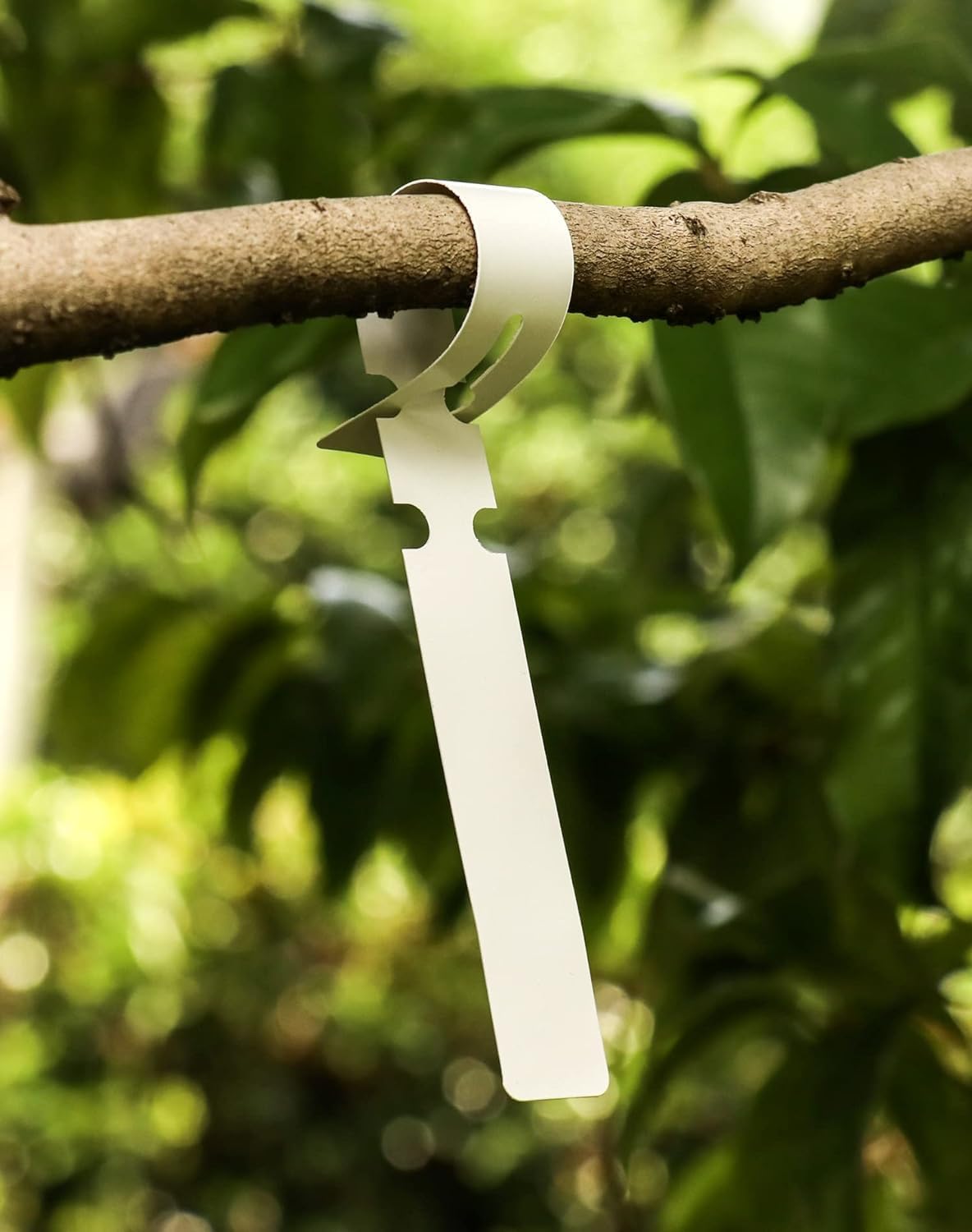 100 White Waterproof Plant Labels Garden Stakes - Durable Steeketiketten for Outdoor Use - Image 1