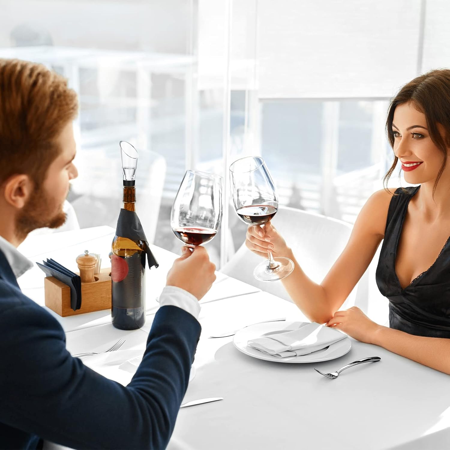 6 Piece Black Wine Pourers with Conical Silicone Stopper Silicone Seal and Aeration Function - Image 6
