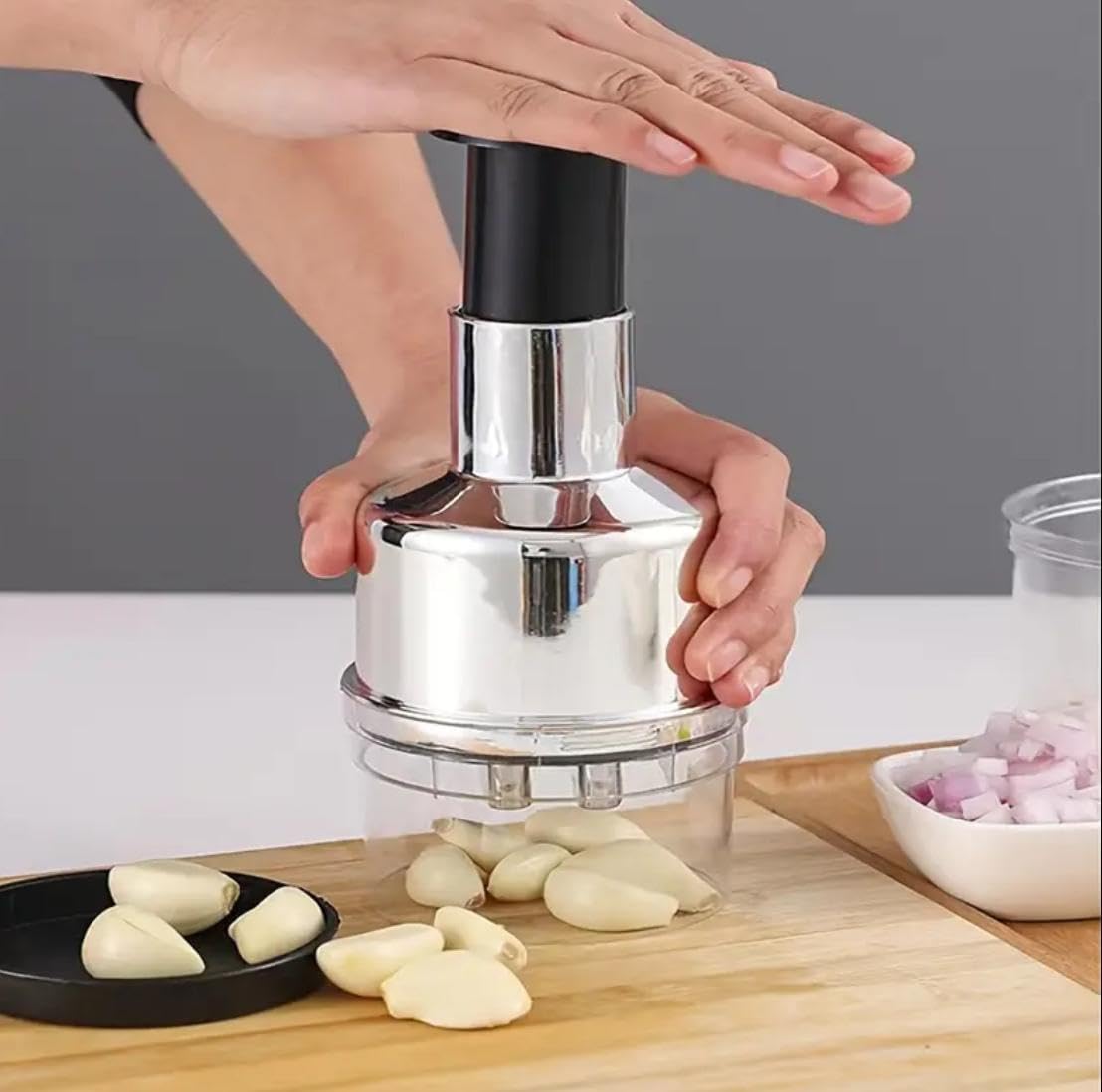 Handheld Garlic Press - Lightweight & Compact Manual Food Processor for Garlic Onion Vanilla Vegetables - Easy to Use Kitchen Tool - Image 2