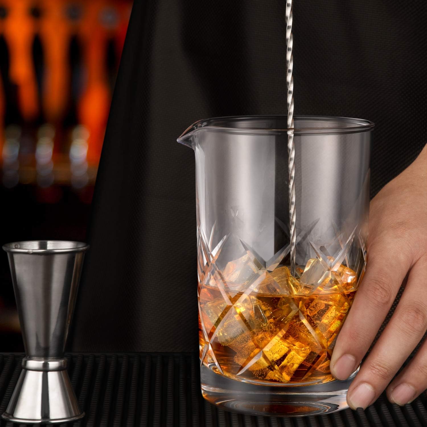 Professional 24 Oz Cocktail Mixing Glass, Thick Bottom Seamless Crystal Mixing Glass - Image 2