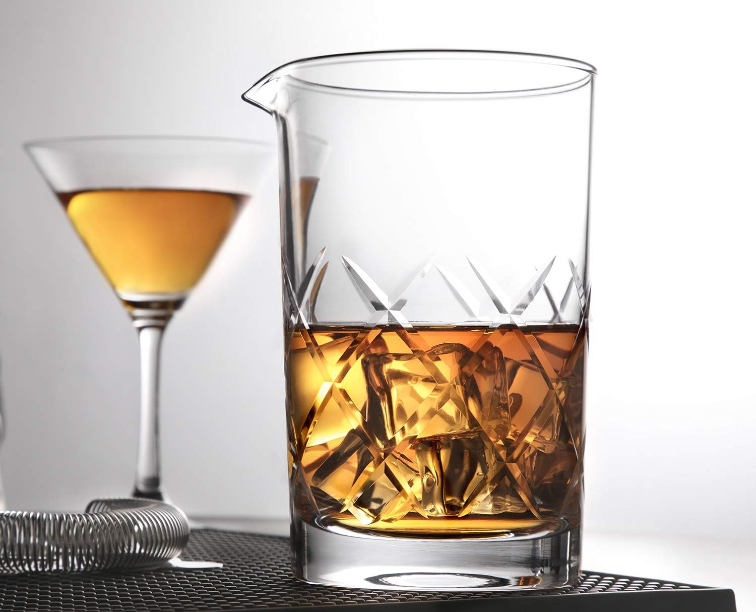 Professional 24 Oz Cocktail Mixing Glass, Thick Bottom Seamless Crystal Mixing Glass - Image 5
