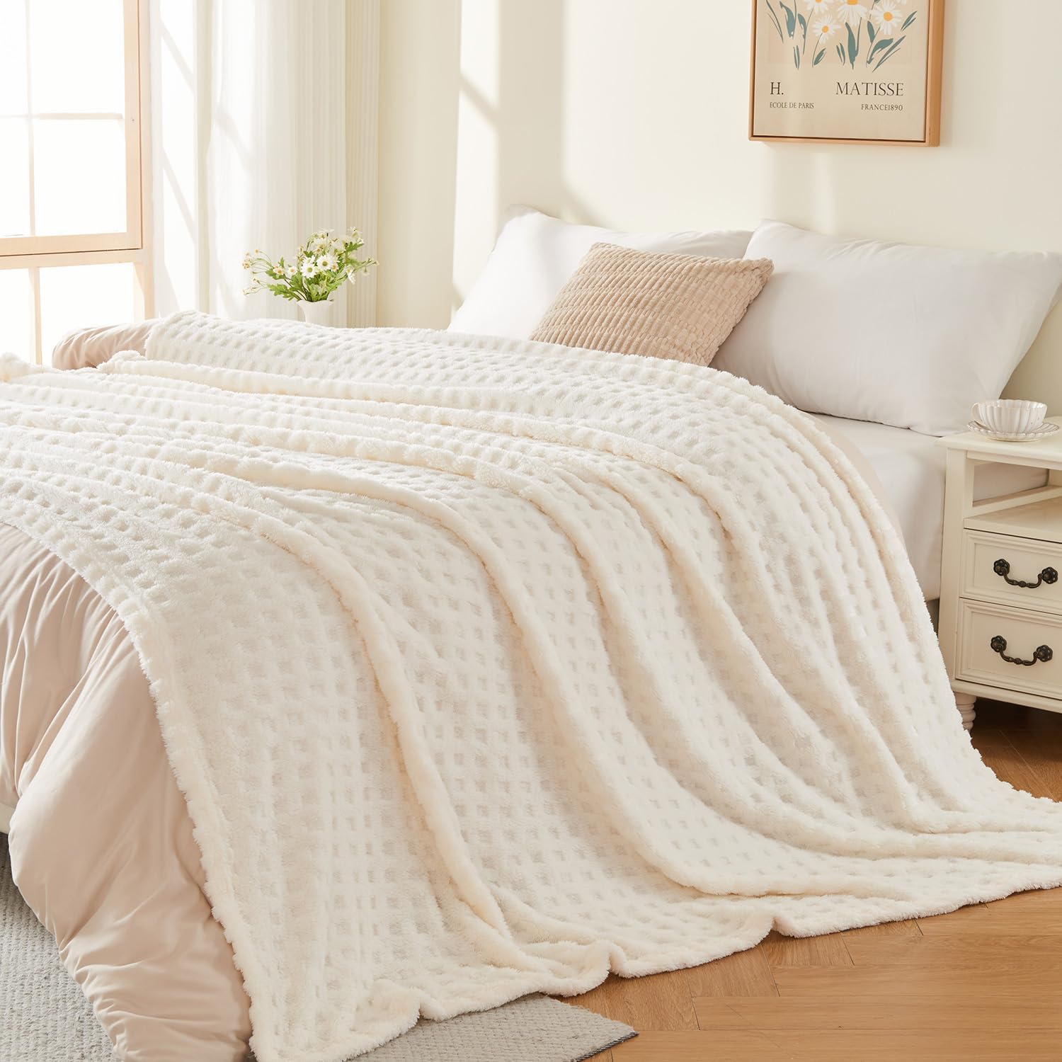 Throw Blankets for Bed Waffle White Blanket for Women Cozy Soft Fluffy Fleece Throw Blanket for Couch Lightweight Breathable Bed for All Season Cream 50x70 - Image 7
