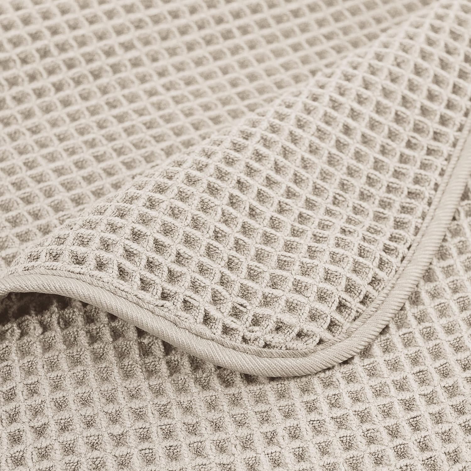 430 GSM Microfiber Oversize Quick Dry Lint Free Bath Towel, 60 x 30 in, 4 Pack (Waffle Weave) - Image 7