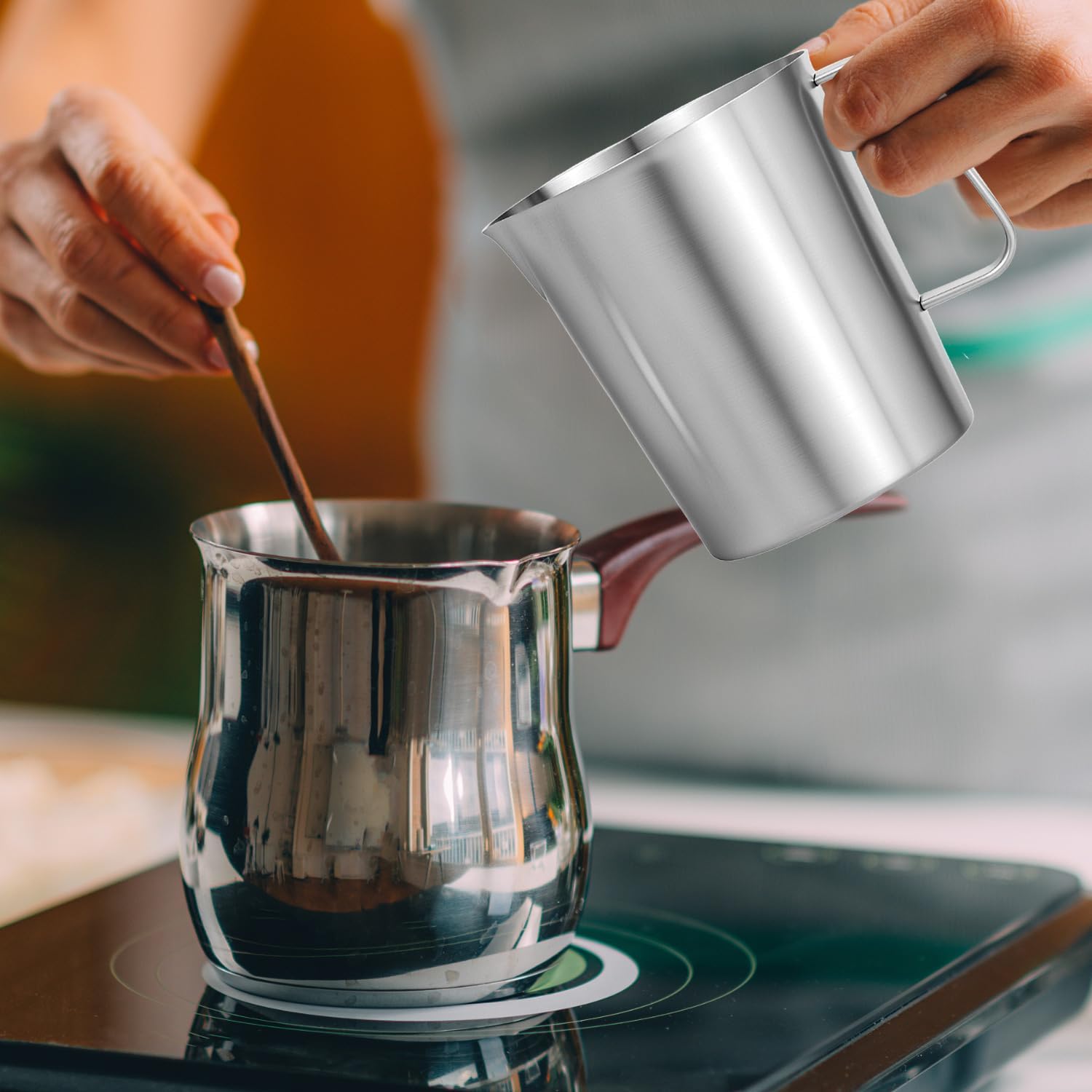 304 Stainless Steel Measuring Cup 32 OZ with OZ/ML Graduations, 4 Cup Kitchen Mixing Pitcher, Precision Engraved Markings, Container for Baking and Frothing, 1 Liter - Image 7