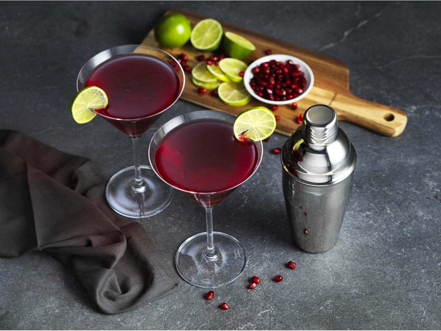 Gourmet 16oz Stainless Steel Cocktail Shaker with 1oz Jigger Cap, Bar Tool with Built-in Strainer, Freezer Safe Drink Mixer, Professional Shaker for Cocktails and Mixed Drinks - Image 5