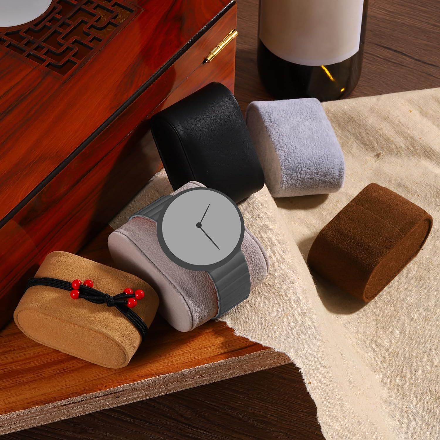 6Pcs Bracelet Watch Pillow PU Leather Jewelry Display Pillows for Watch Box Bangle Cushions Display Storage (2.95