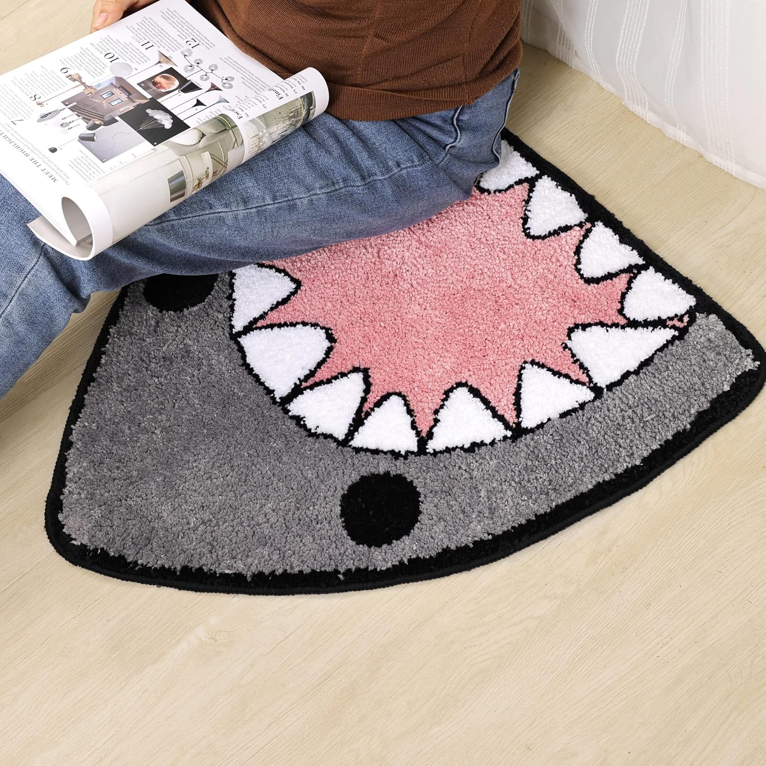 Bathroom Rug Bath Mat Shark Shaped Non Slip Bath Rug Extra Soft and Absorbent Microfiber Bath Rugs for Bathroom Floor Tub and Shower Dry Quickly - Image 7