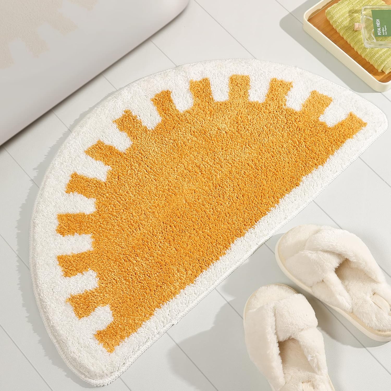 Bathroom Rugs Sun Bath Mat, Half Circle Cute Sunrise Bath Mat Soft and Fluffy, Water Absorbent Bath Rug Machine Washable Bathroom Mat - Image 1