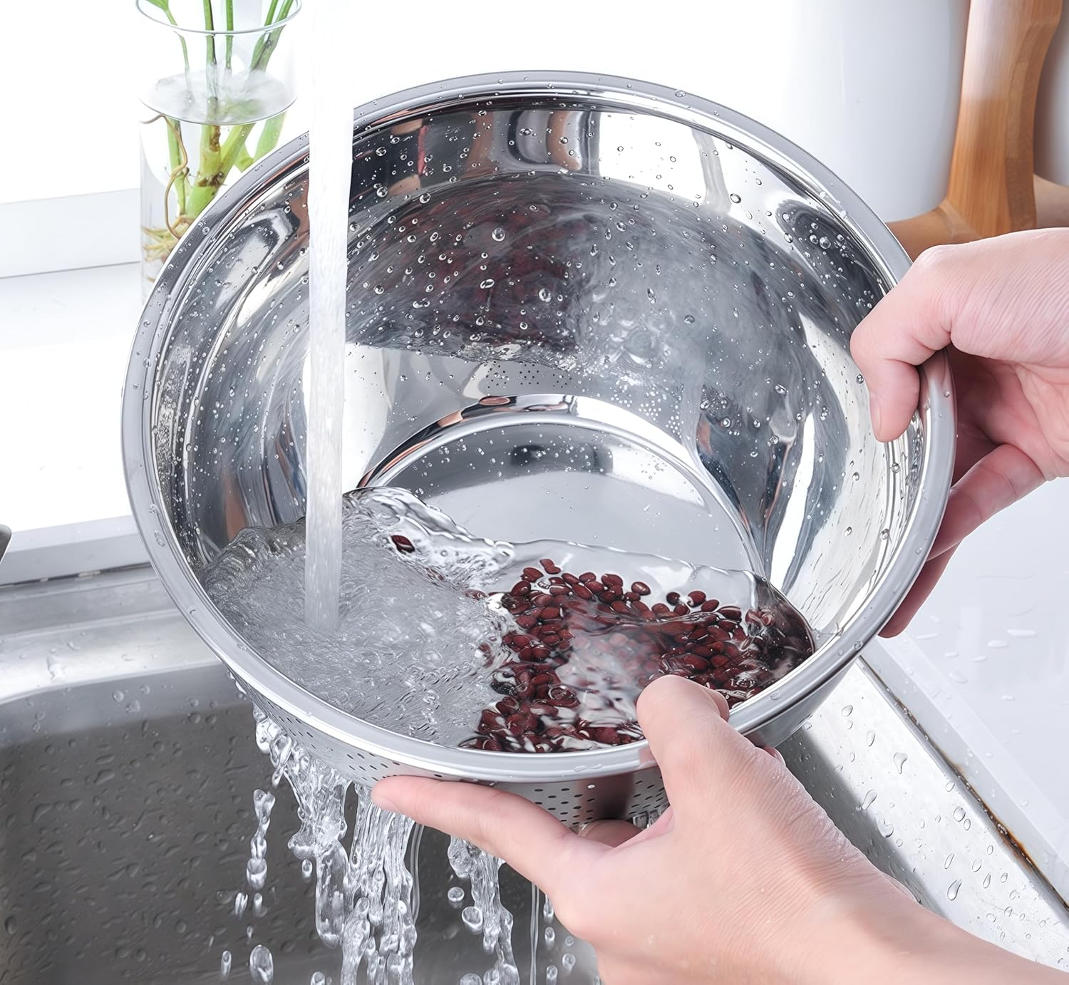 Rice Washer Strainer Bowl, Stainless Steel Quinoa Washing Bowl With Side Drainers Colander for Cleaning Rinsing Fruits, Vegetables, and Beans - Versatile Kitchen Tool - Image 6