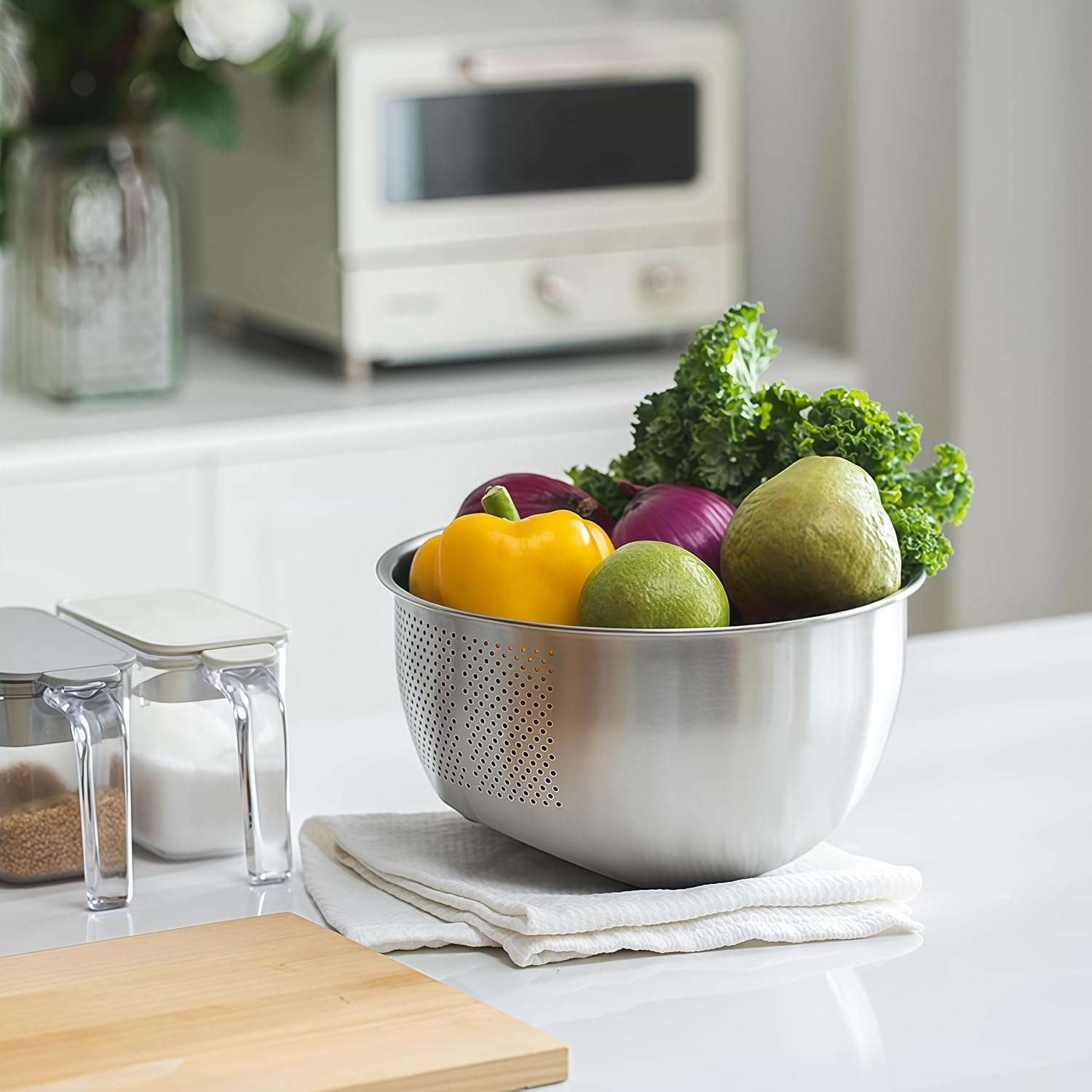 Rice Washer Strainer Bowl, Stainless Steel Quinoa Washing Bowl With Side Drainers Colander for Cleaning Rinsing Fruits, Vegetables, and Beans - Versatile Kitchen Tool - Image 7
