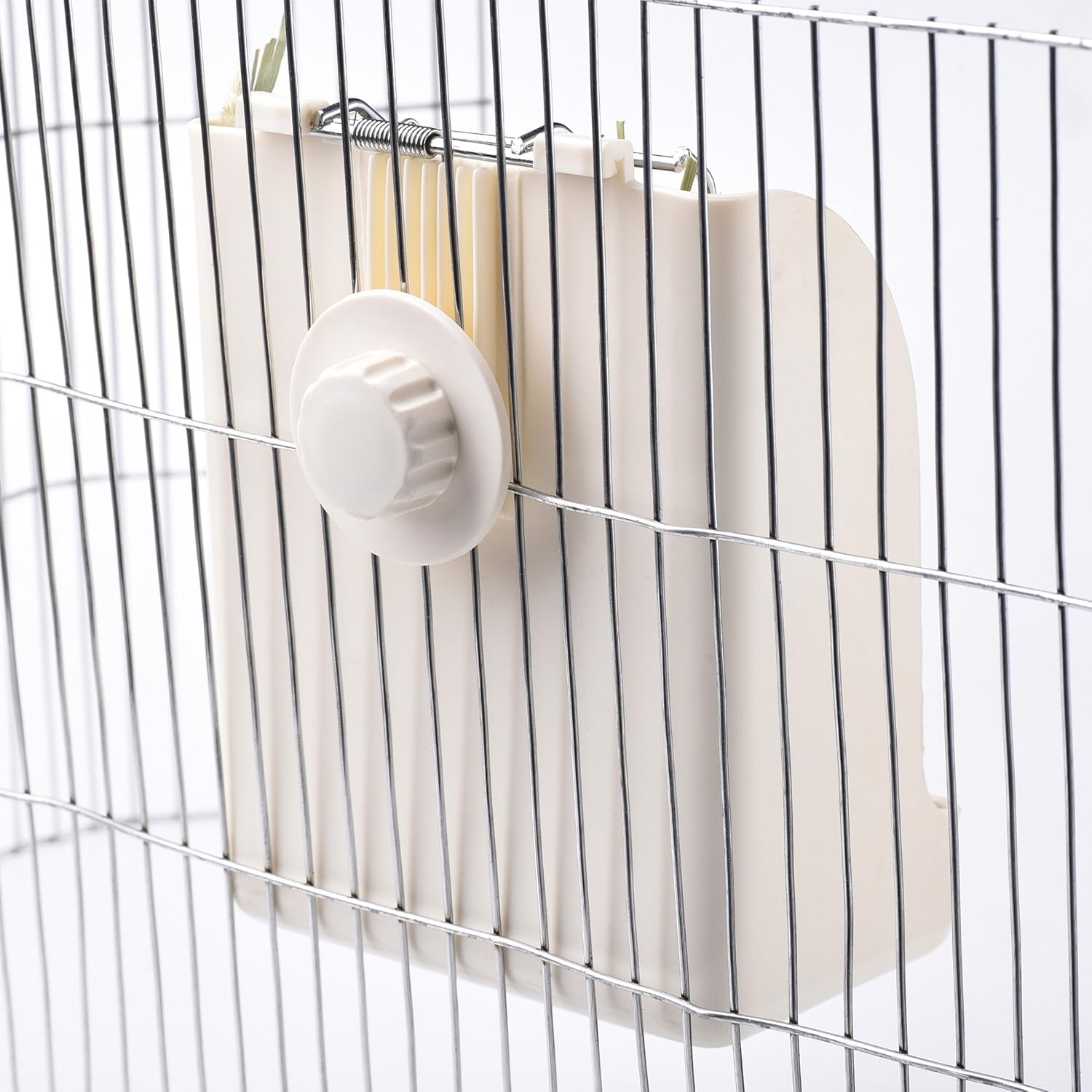 Hay Feeder for Rabbits, Guinea Pigs, and Chinchillas - Minimize Waste and Mess with 5.5