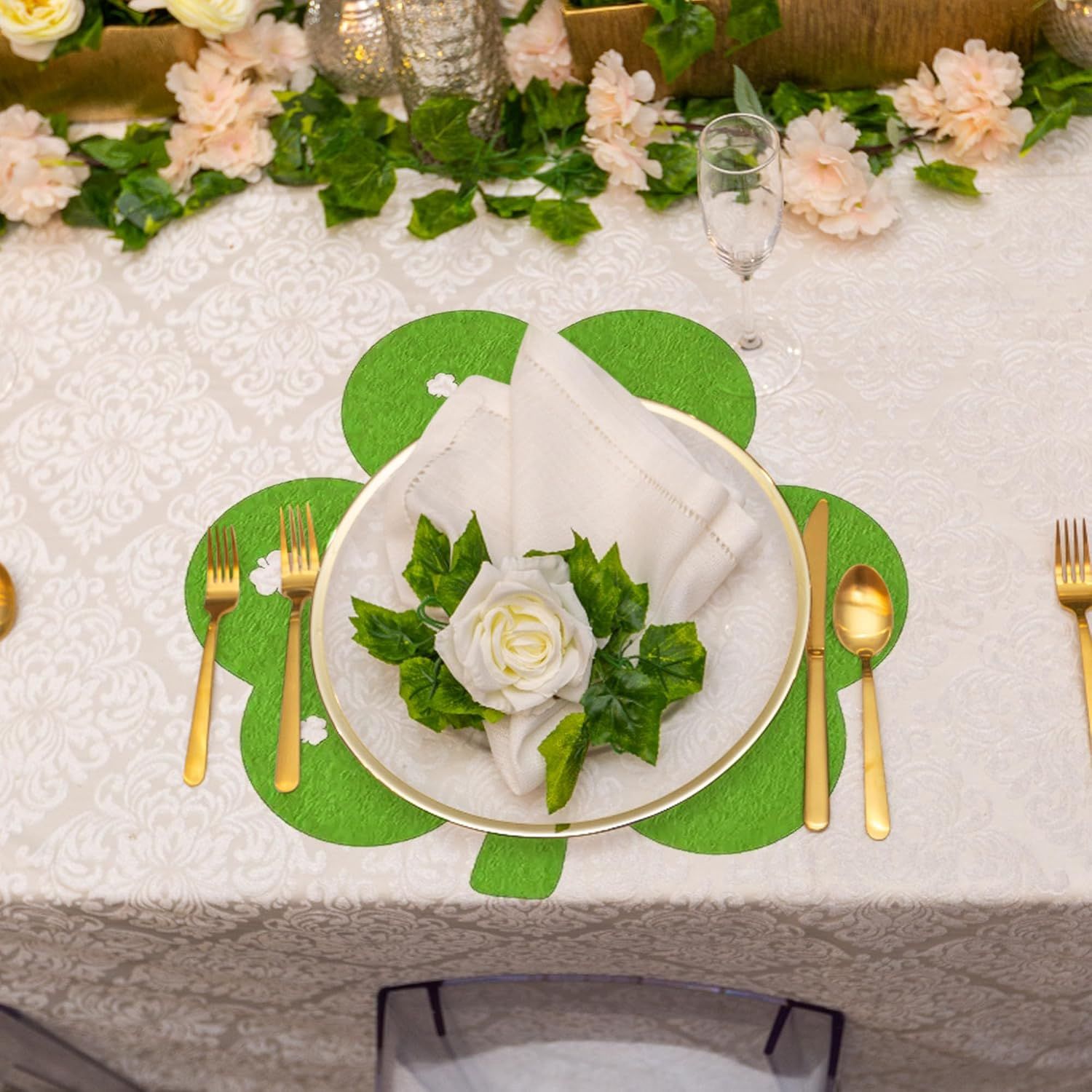 St Patricks Day Placemats Set of 4, Felt Green Shamrock Place Mats, Lucky Clover Table Mats for St Patrick's Day Irish Holiday Party Kitchen Dining Outdoor Indoor Decoration (Light Green) - Image 5