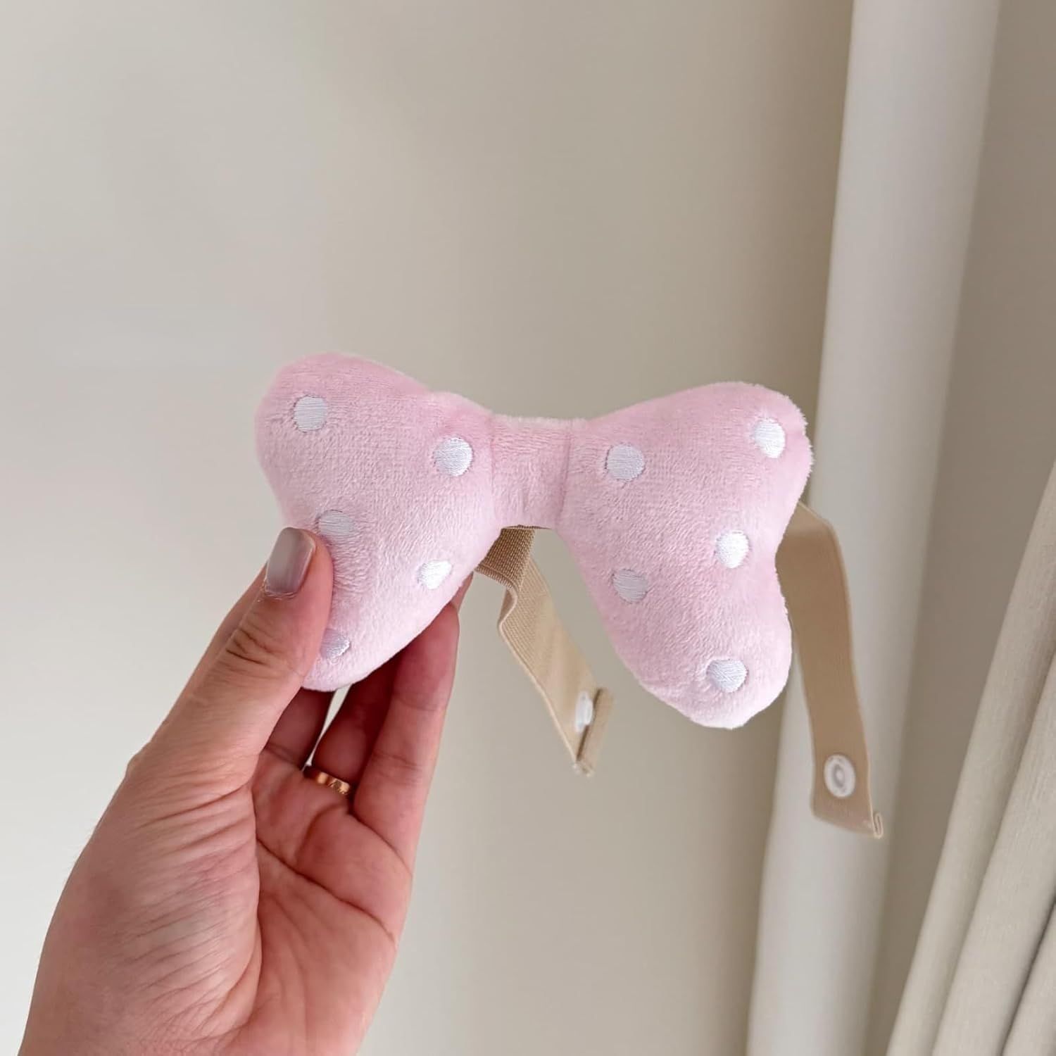 2 Pack Curtain Tiebacks with Pink Plush Bow and White Polka Dot, Snap Button Closure Curtains Holdbacks for Window Decor (Pink) - Image 2