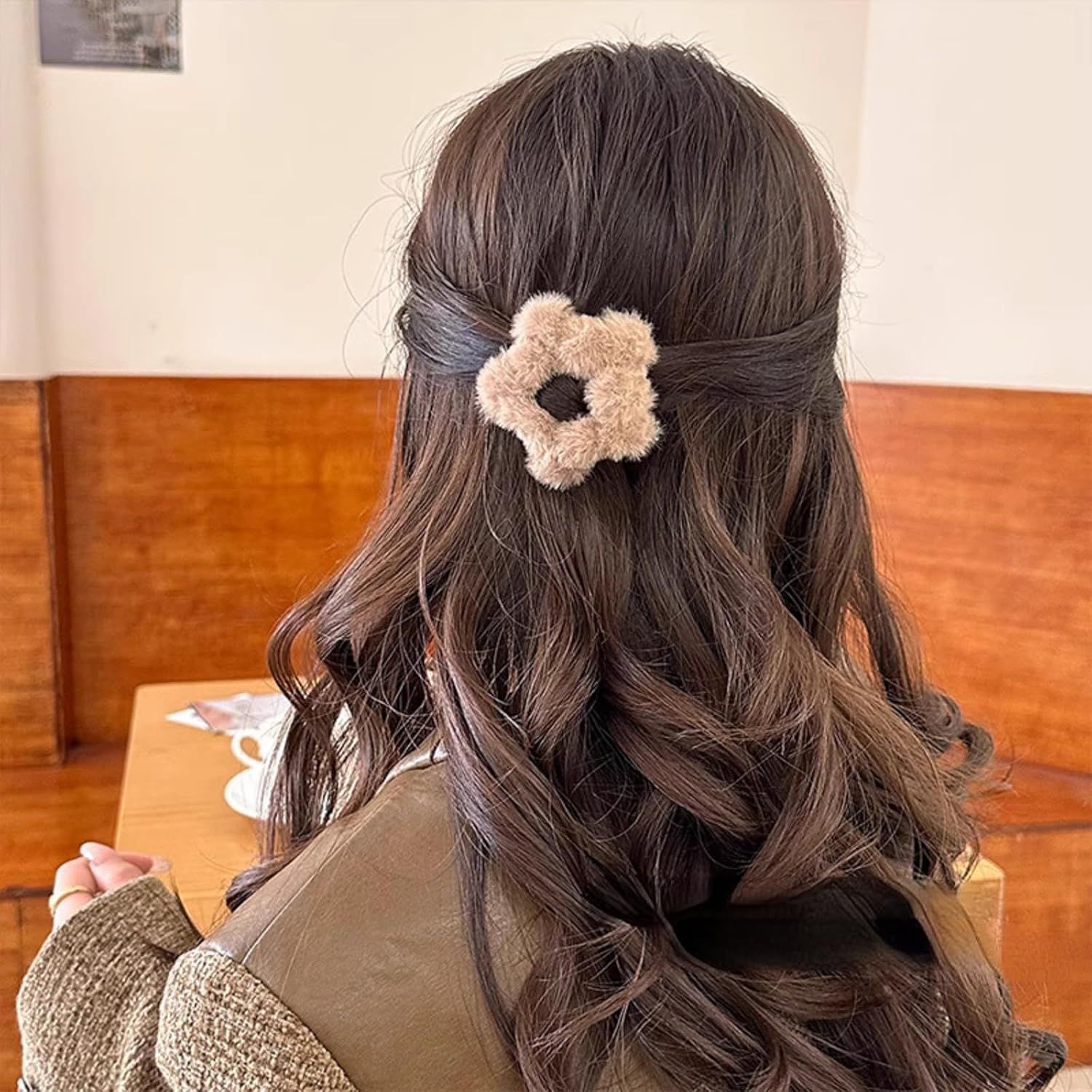 6 Pcs Plush Star Hair Clips for Women Girls, Winter Hair Accessories Fuzzy Hairpins for Bangs Side Hair Holders (Mix) - Image 5