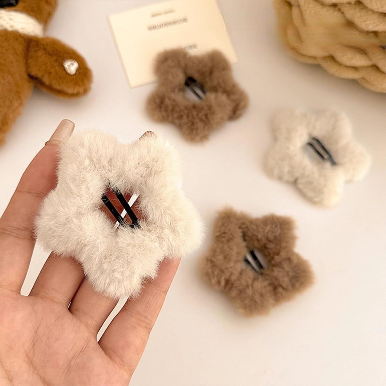 6 Pcs Plush Star Hair Clips for Women Girls, Winter Hair Accessories Fuzzy Hairpins for Bangs Side Hair Holders (Mix) - Image 7