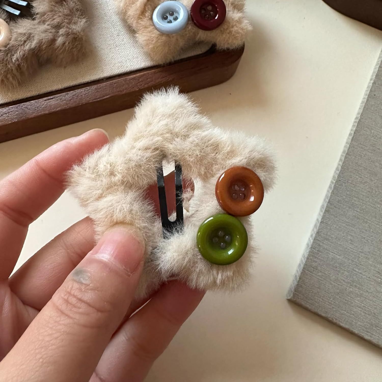 3 Pack Plush Star Button Hair Clips for Women Winter, Faux Fur Hair Clamps for Bangs Fringe Holders Hair Accessories (Mix) - Image 3