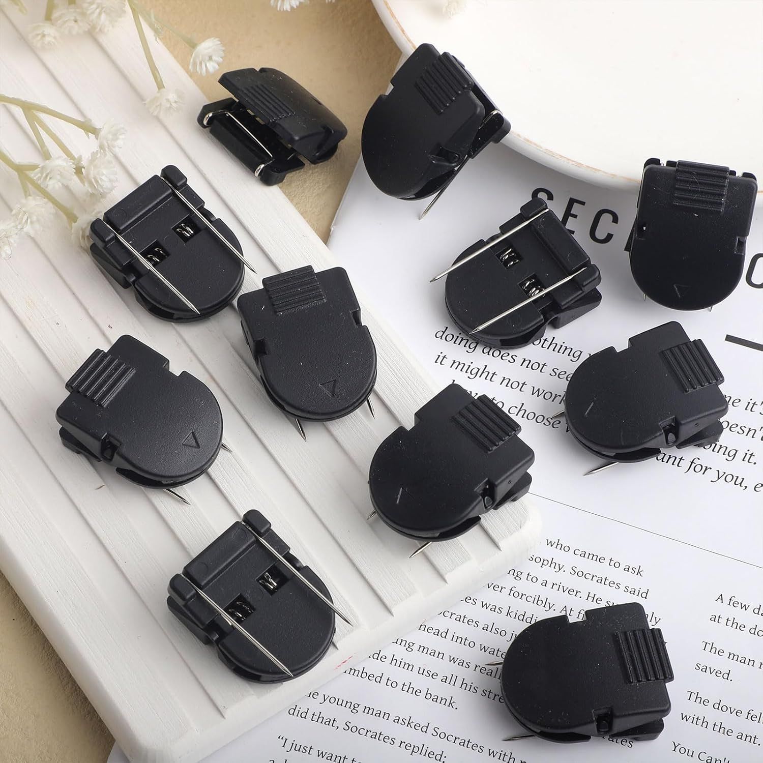 12pcs Cubicle Clips for Fabric Walls, Plastic Stainless Steel Fabric Panel Wall Clips Cubicle Hooks Cubicle Wall Accessories for Picture Note Memo Hanging - Image 7