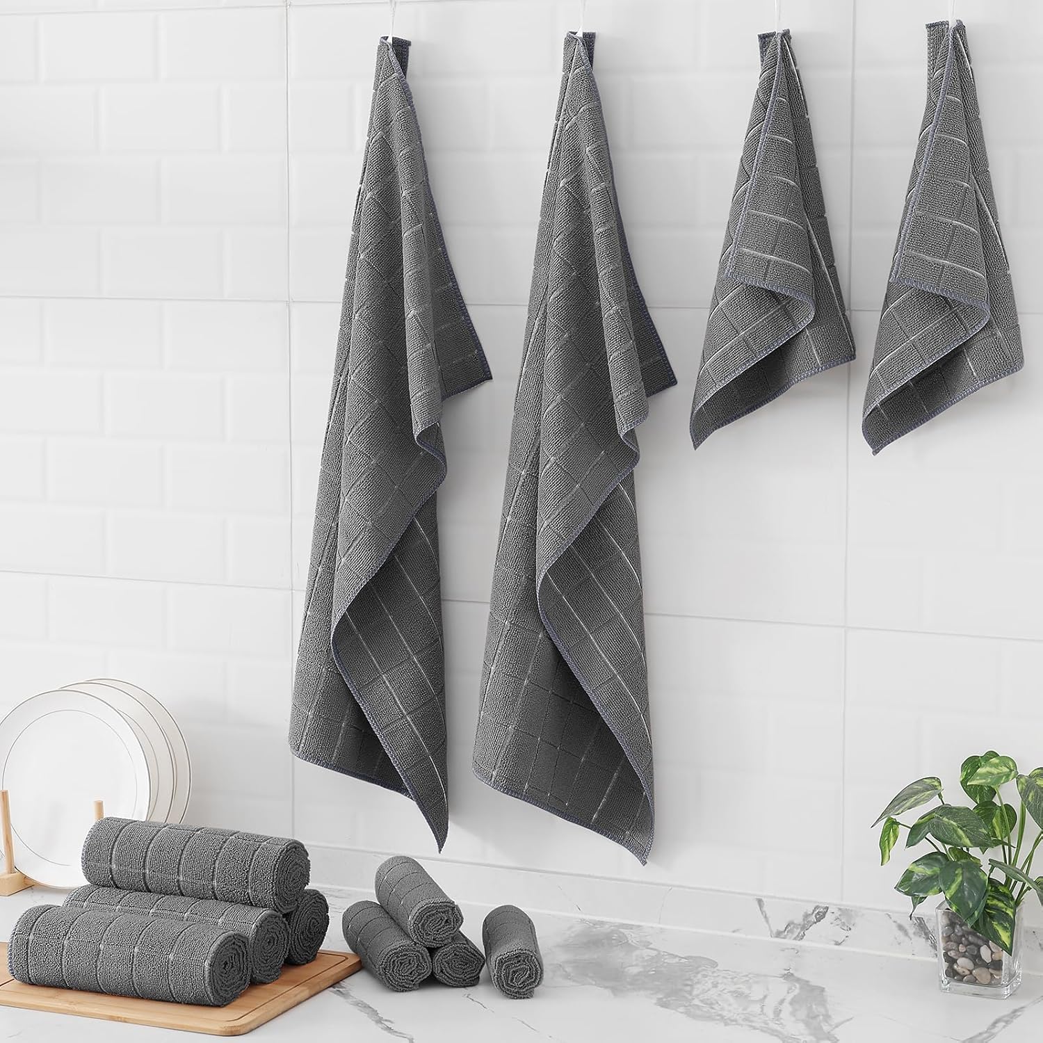 Homaxy Microfiber Kitchen Towels and Dishcloths Set 28 x 16 Inch & 12 x 12 Inch with 100% Cotton Waffle Weave Kitchen Dish Cloths 12 x 12 Inches - Image 5