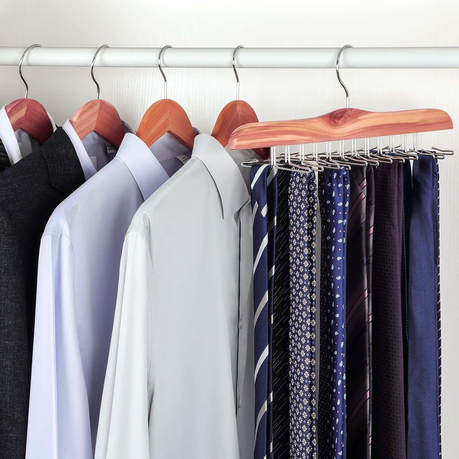 TOPIA HANGER Cedar Wood Hoodie Storage, Tie Rack, Belt Hanger, 360°Swivel Hanger - Image 5