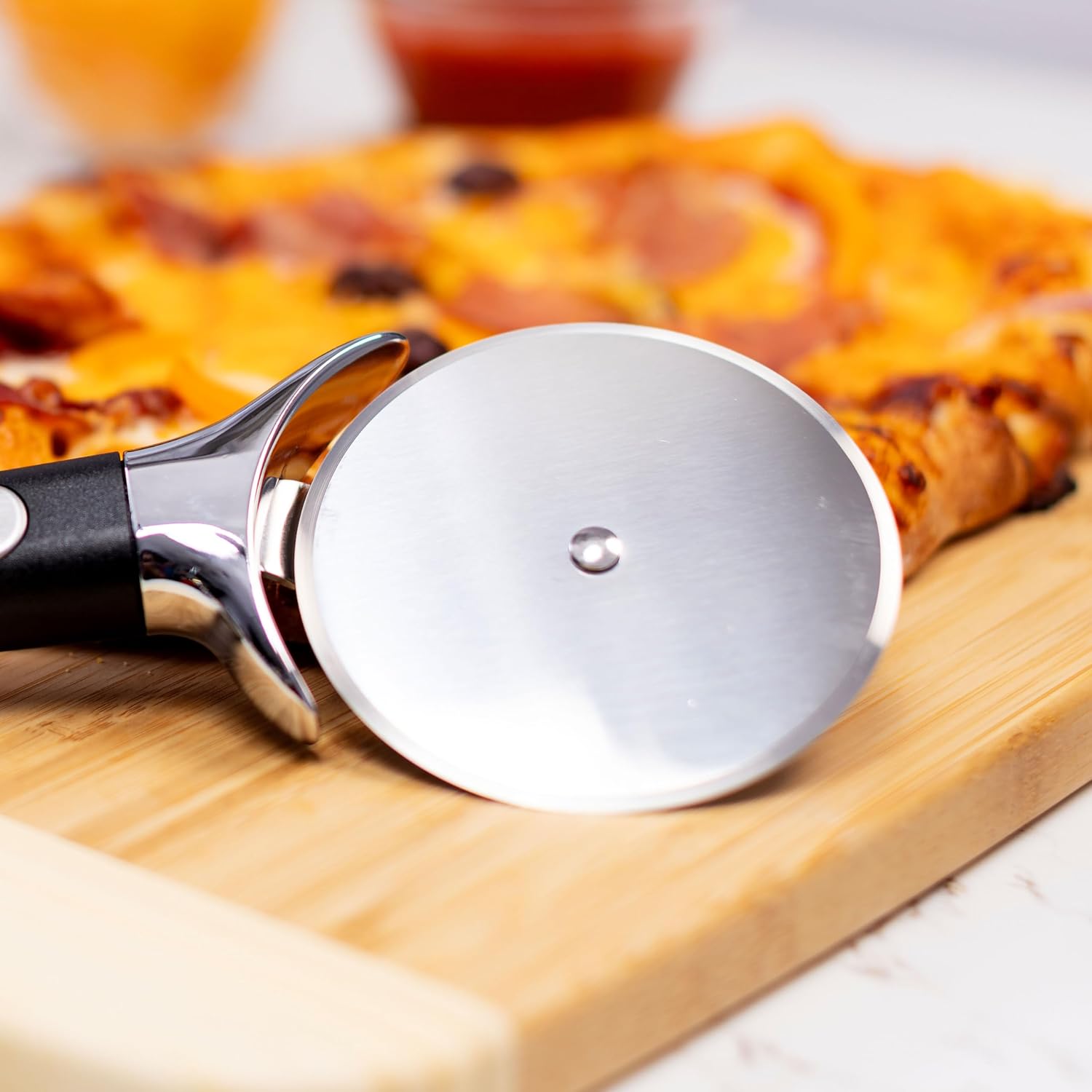 Premium Stainless Steel Pizza Cutter Wheel Pizza Slicer, 3.5-inch Pizza Cutter Wheel - Image 3
