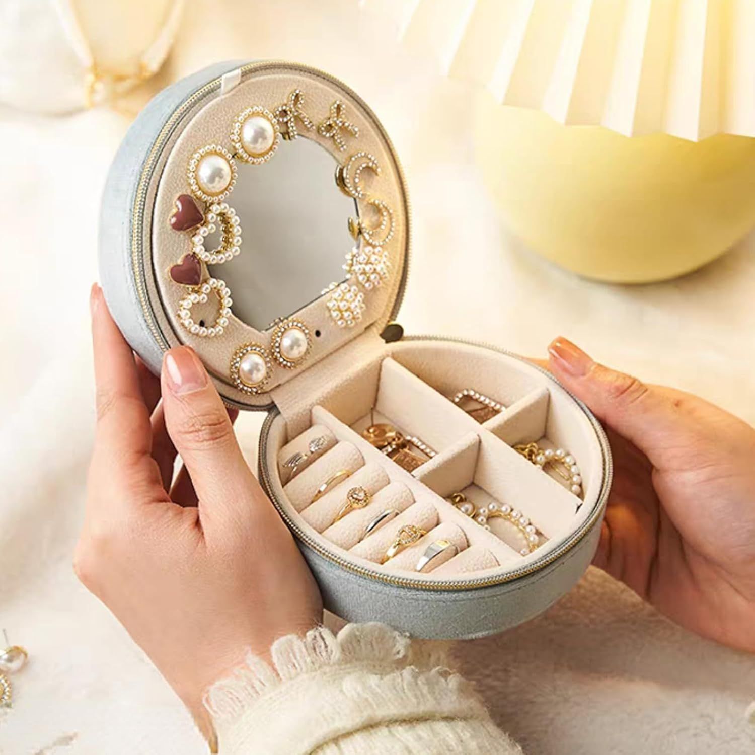 Small Portable Jewelry Box with Mirror for Travel, Luxury 3 Layers Jewelry Organizer Compact Case for Necklace Earring (Green Round) - Image 7