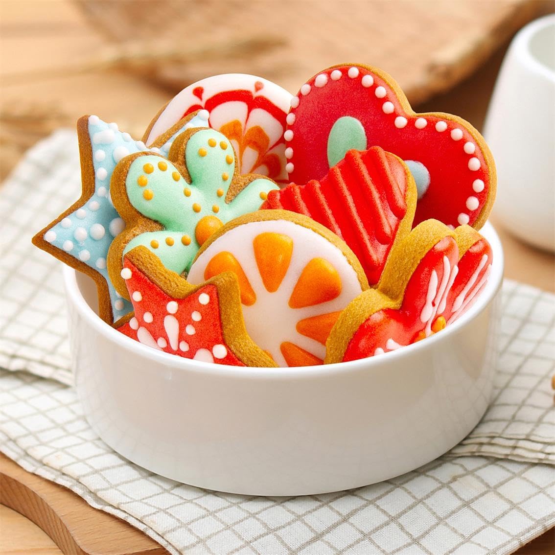 Metal Cookie Cutters Set 12 Pieces, Stainless Steel 3 Heart Cookie Cutters, 3 Star Cookie Cutters, 3 Flower Cookie Cutters, 3 Round Cookie Cutters for Valentine's Day Christmas Holiday - Image 4