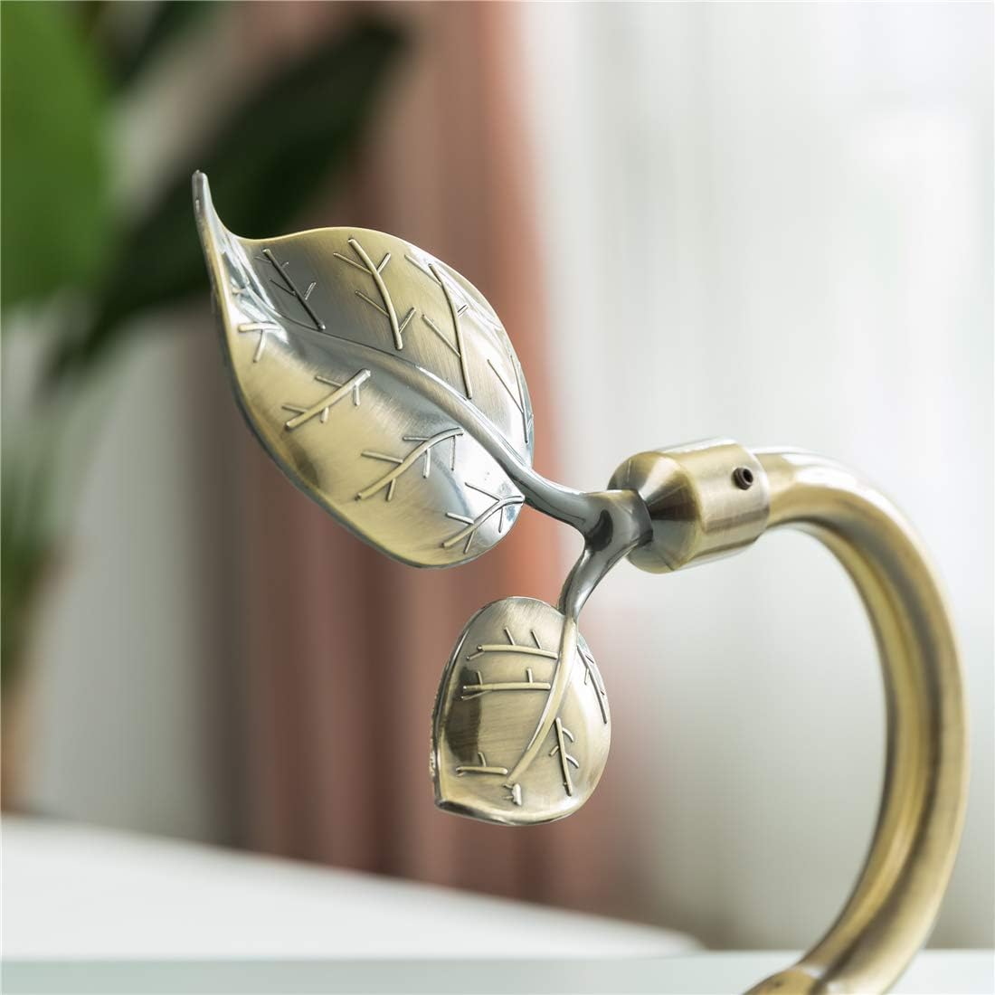 Leaf Shaped Curtain Tieback Holdbacks 2pcs, Handmade Metal Curtain Side Holders for Wall, Curtain Hook Pull Backs for Drapes Window Decoration (Antique Brass) - Image 3